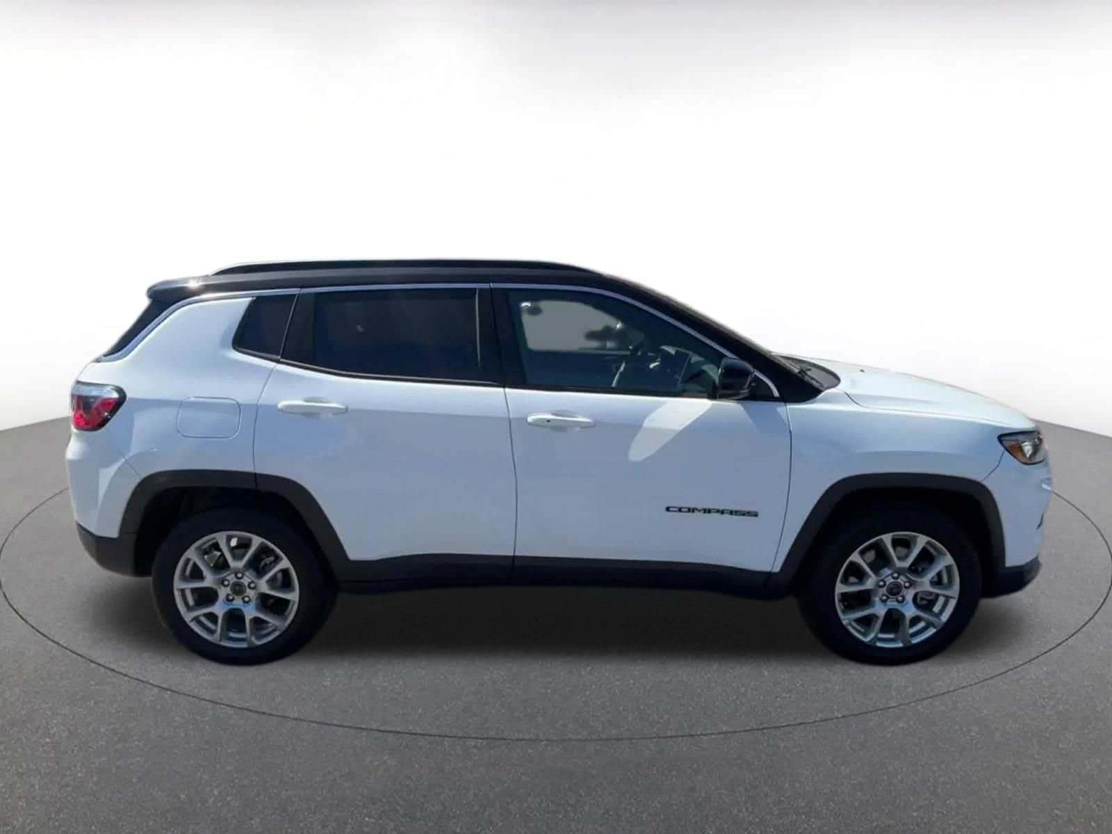 Thumbnail: 2025 Jeep Compass - 16