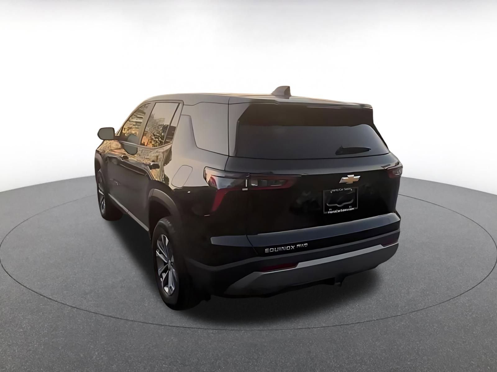 Thumbnail: 2025 Chevrolet Equinox - 16