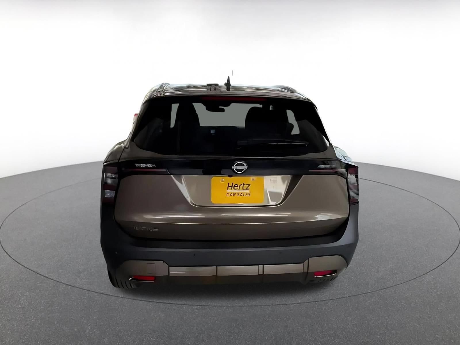 Thumbnail: 2026 Nissan Kicks - 12