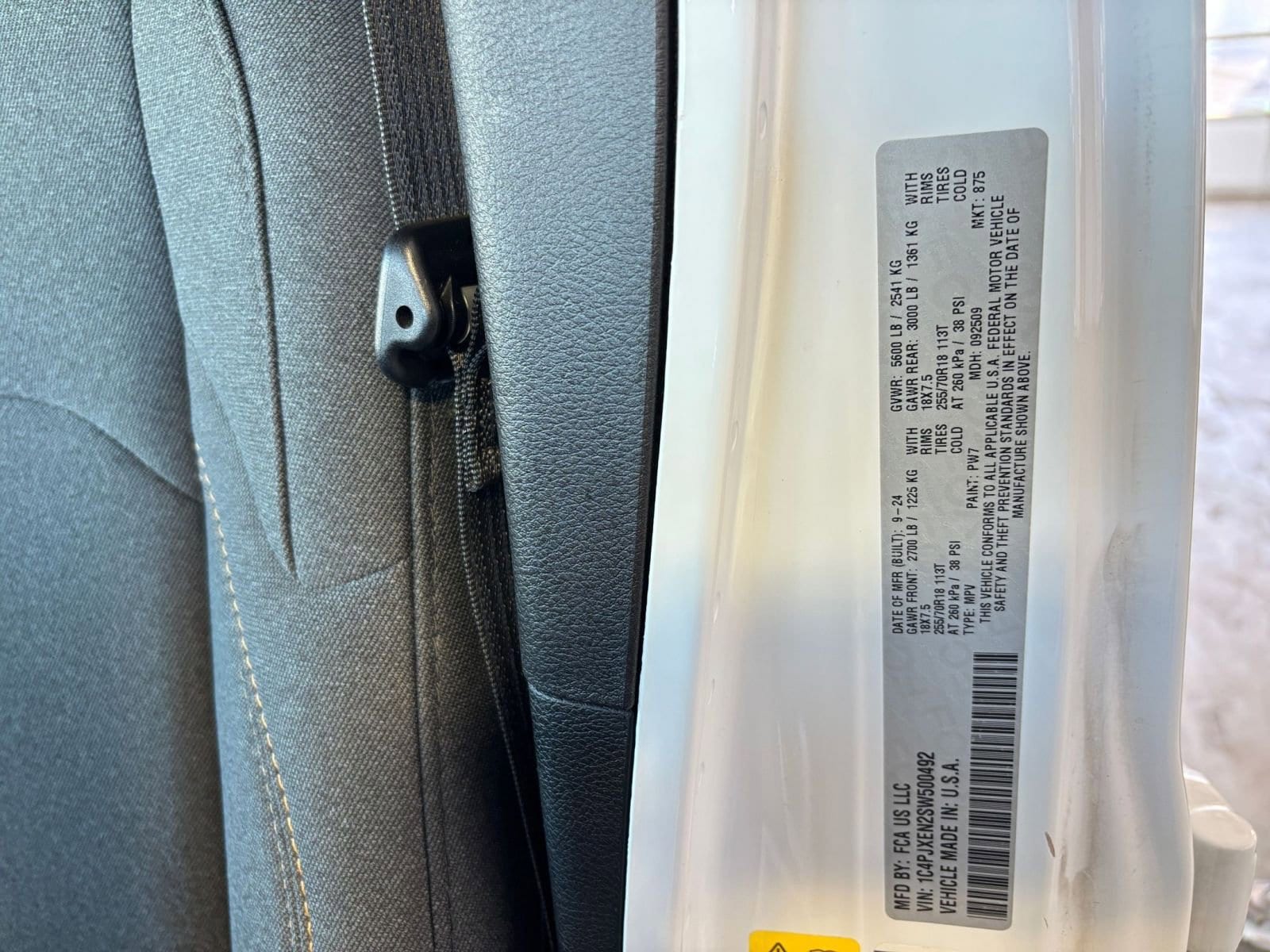 Thumbnail: 2025 Jeep Wrangler - 28