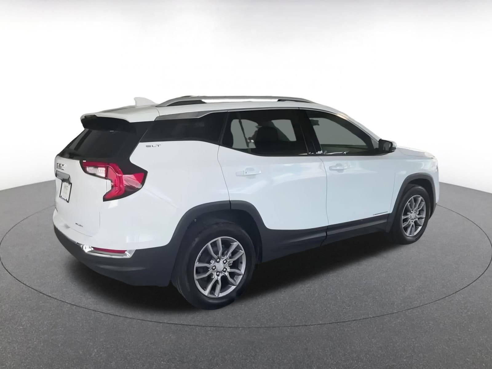 Thumbnail: 2024 GMC Terrain - 15