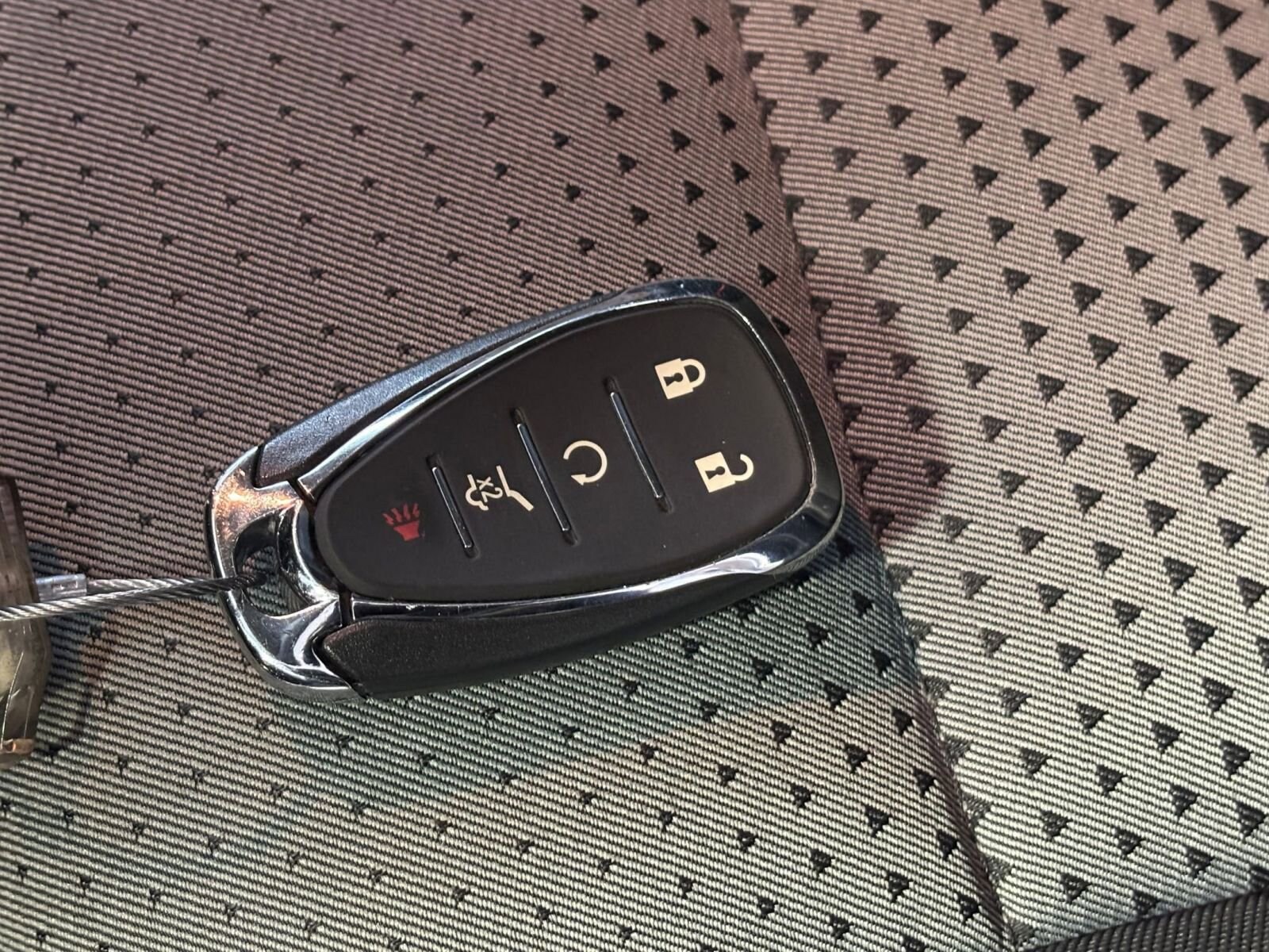 Thumbnail: 2025 Chevrolet Trax - 25