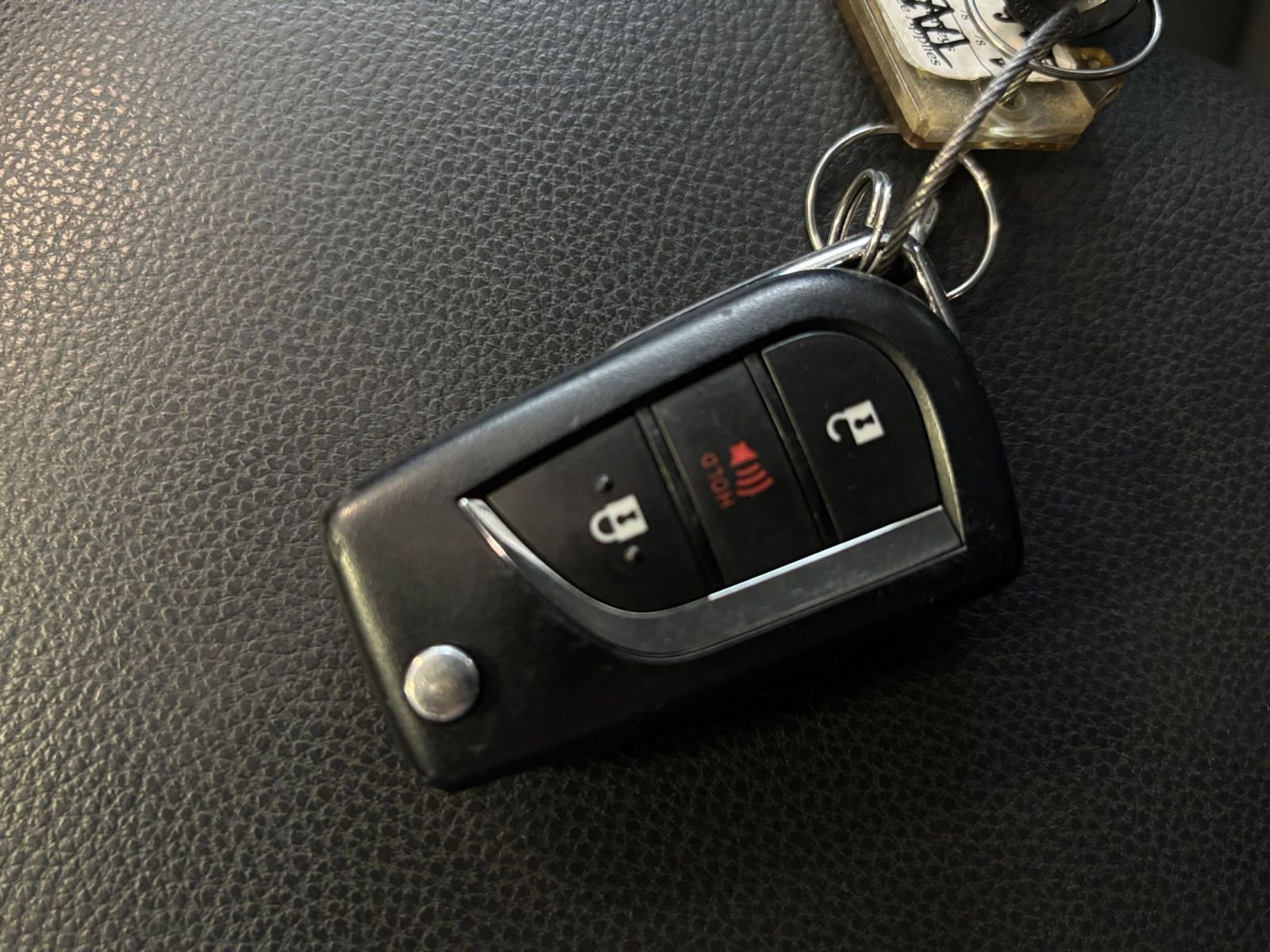 Thumbnail: 2025 Toyota RAV4 - 22