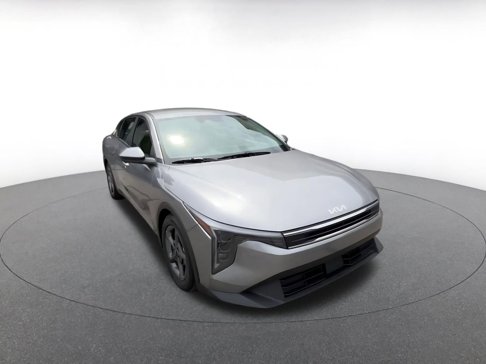 Thumbnail: 2025 Kia K4 - 3