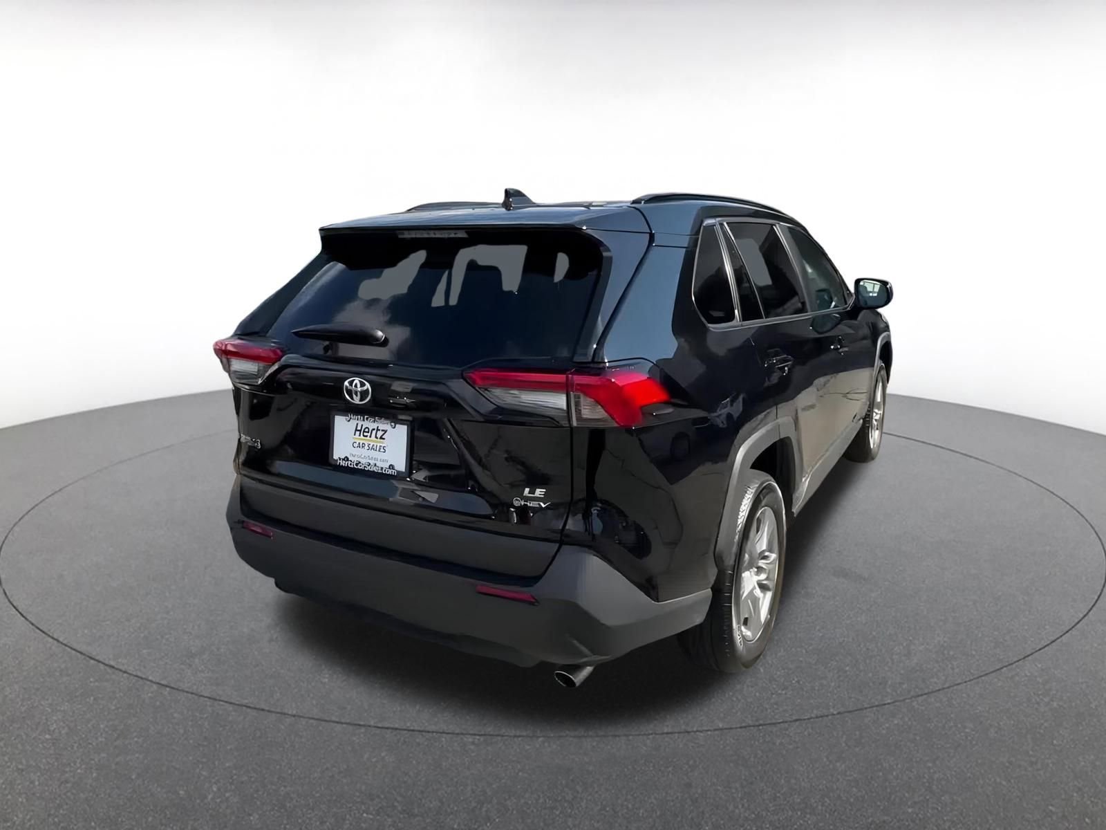 Thumbnail: 2025 Toyota RAV4 - 13