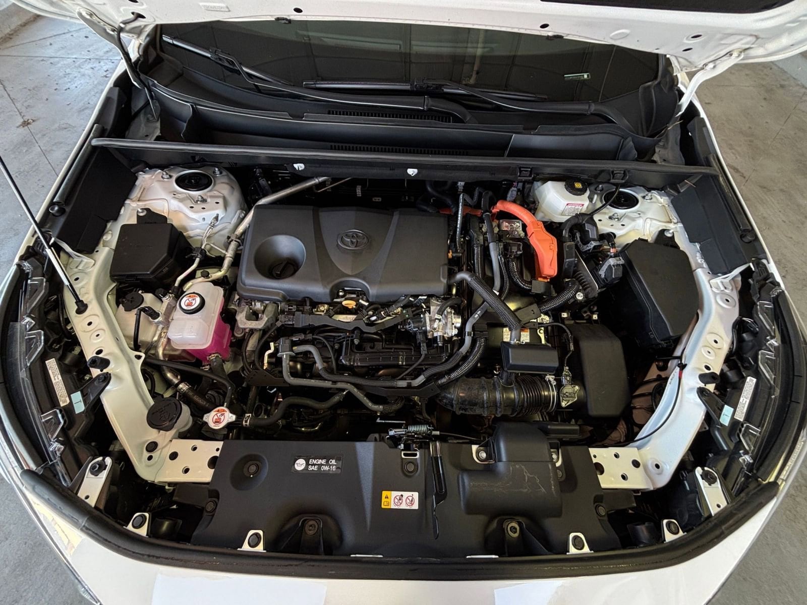 Thumbnail: 2025 Toyota RAV4 - 31