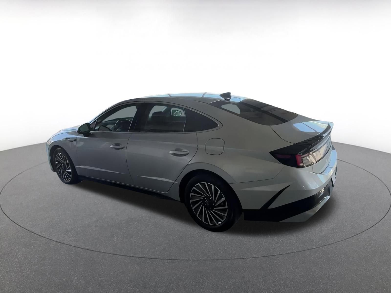 Thumbnail: 2025 Hyundai Sonata - 10
