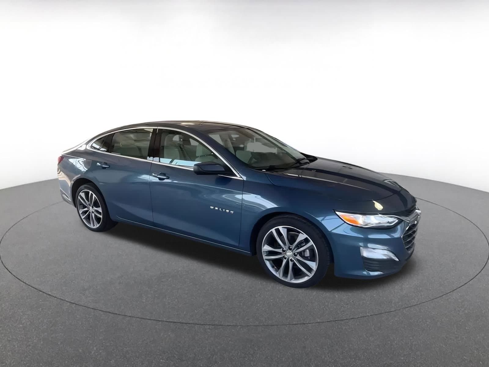 Thumbnail: 2024 Chevrolet Malibu - 2
