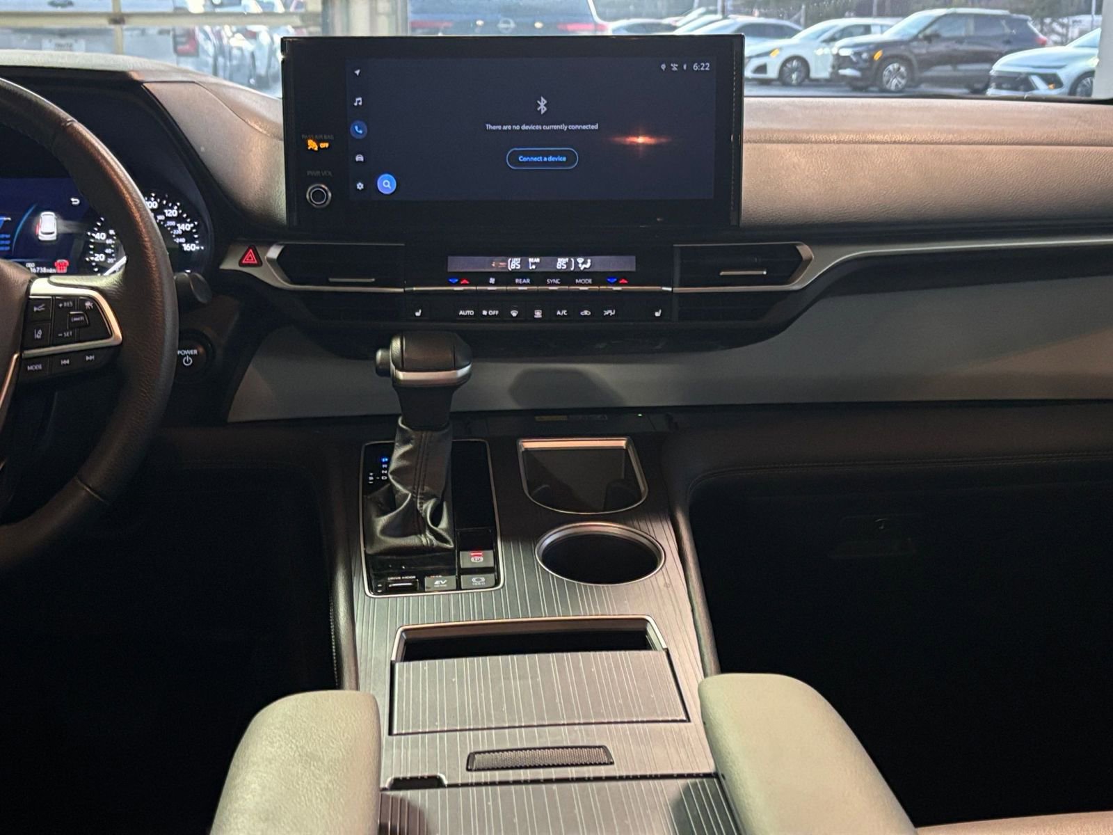 Thumbnail: 2025 Toyota Sienna - 18