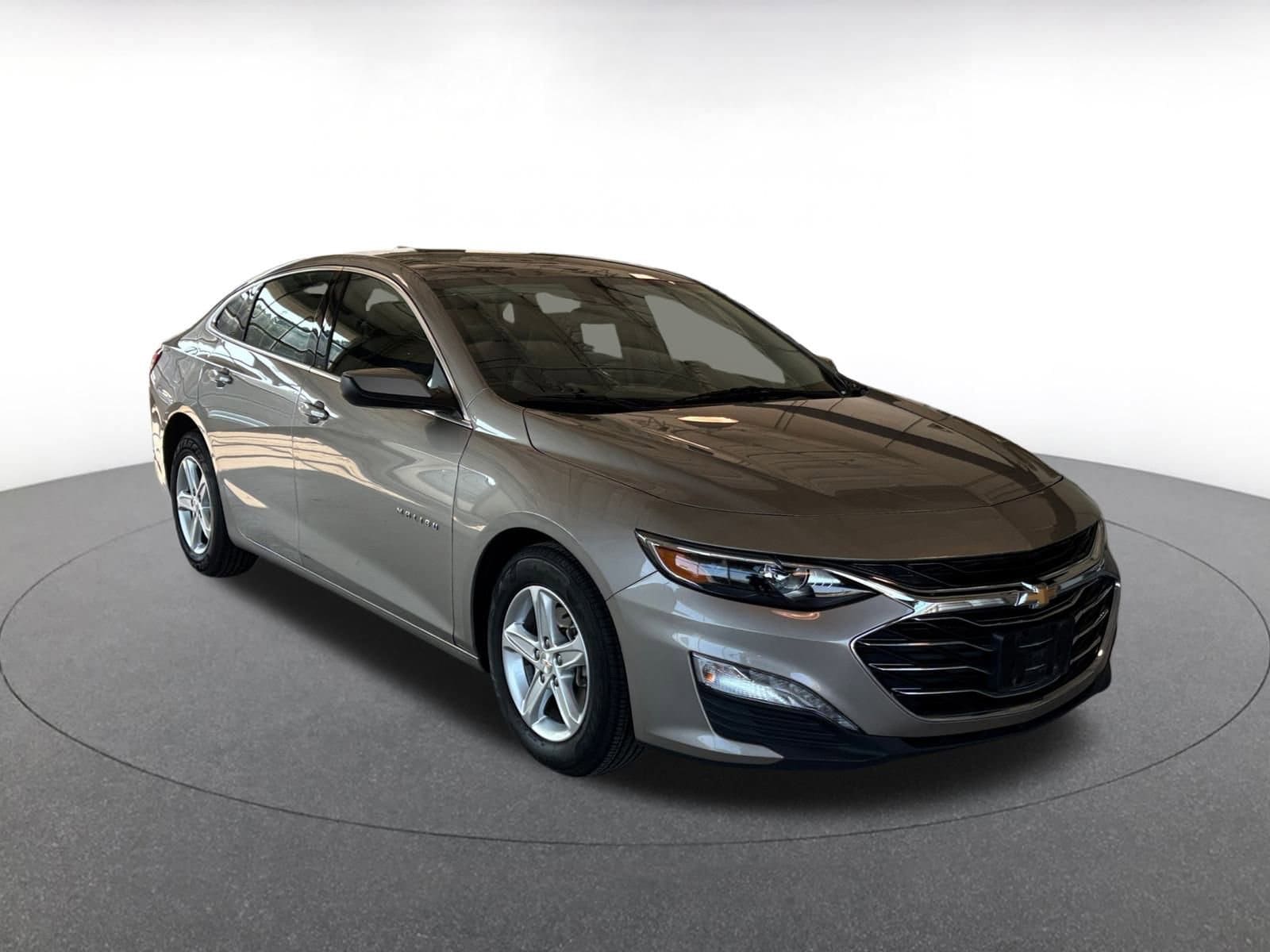 Thumbnail: 2024 Chevrolet Malibu - 1