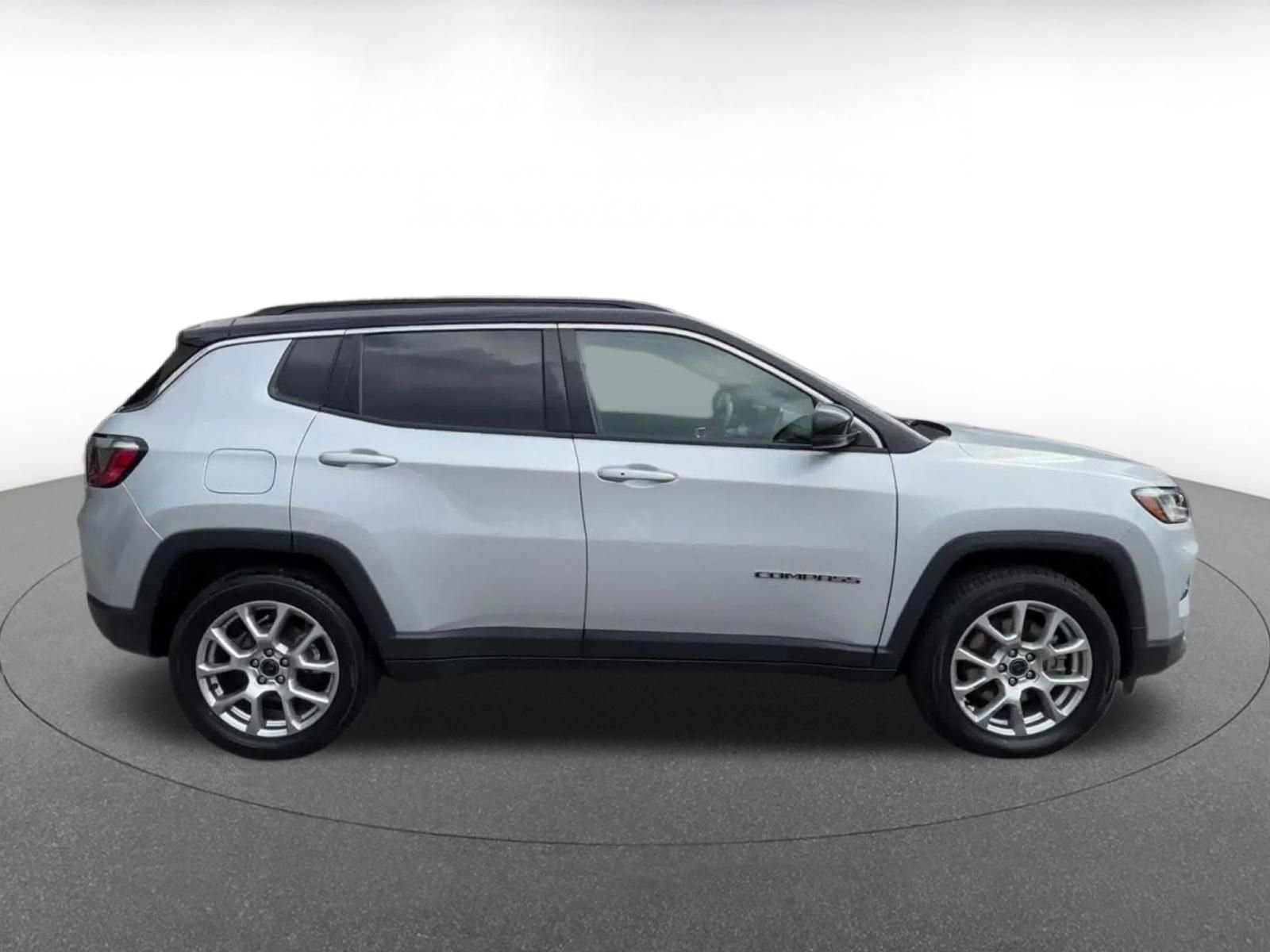Thumbnail: 2025 Jeep Compass - 16
