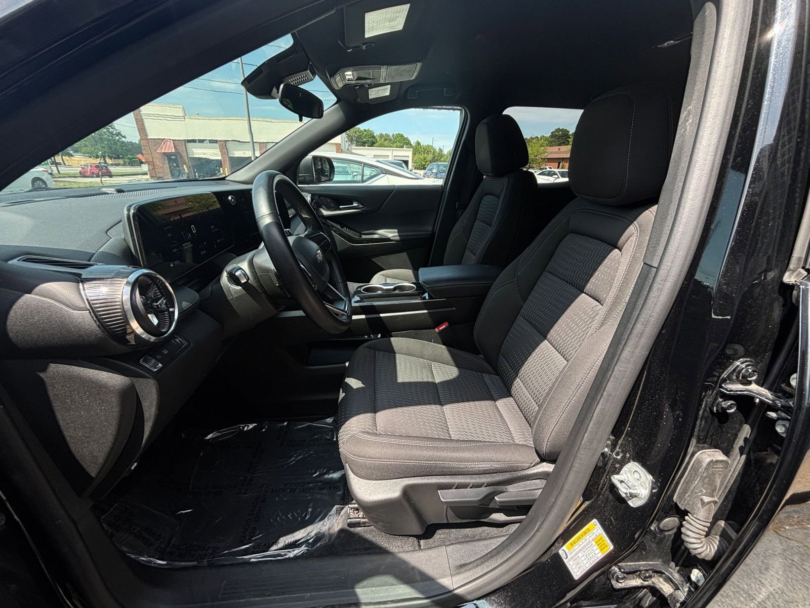 Thumbnail: 2025 Chevrolet Equinox - 27