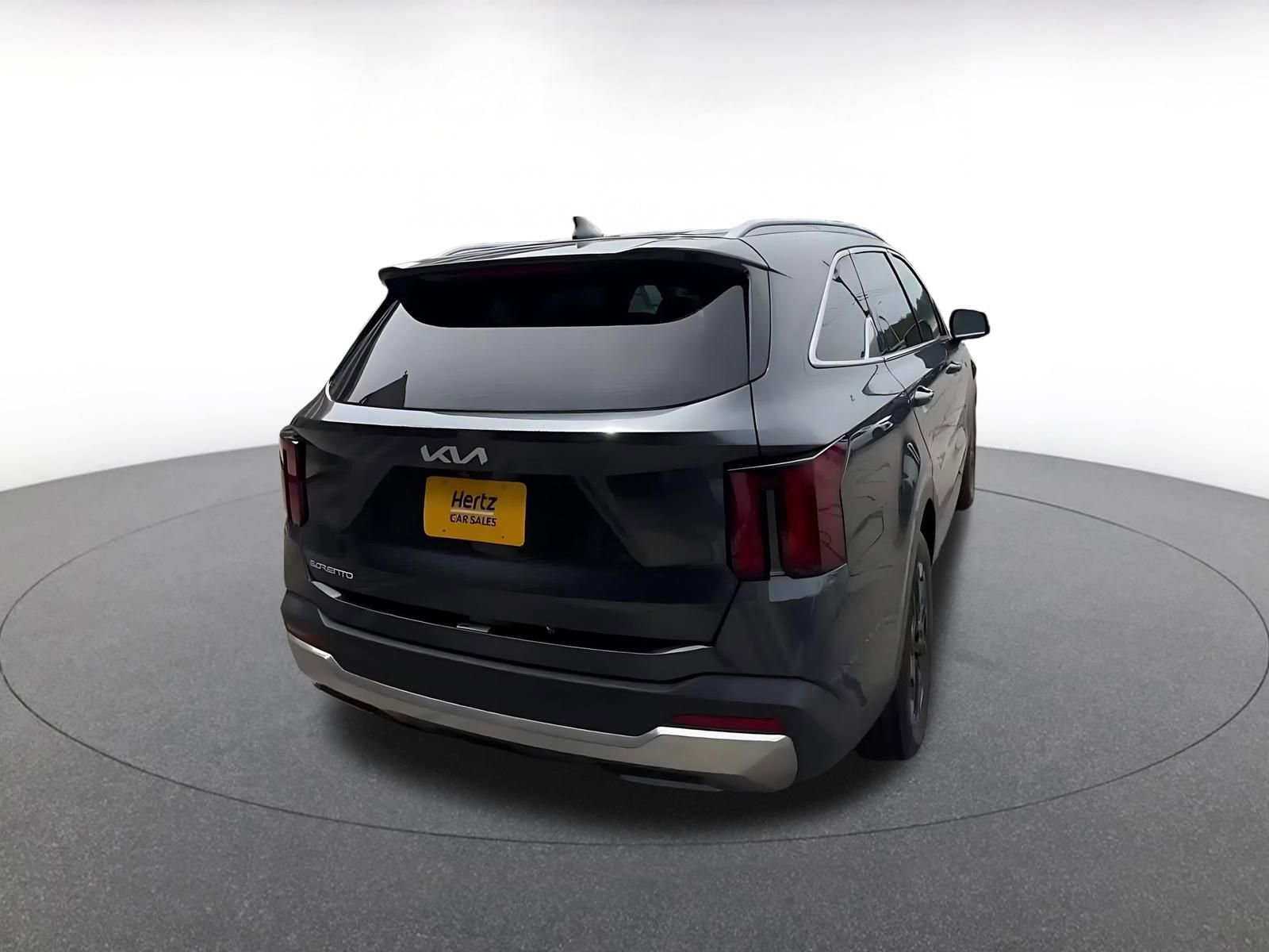 Thumbnail: 2024 Kia Sorento - 13