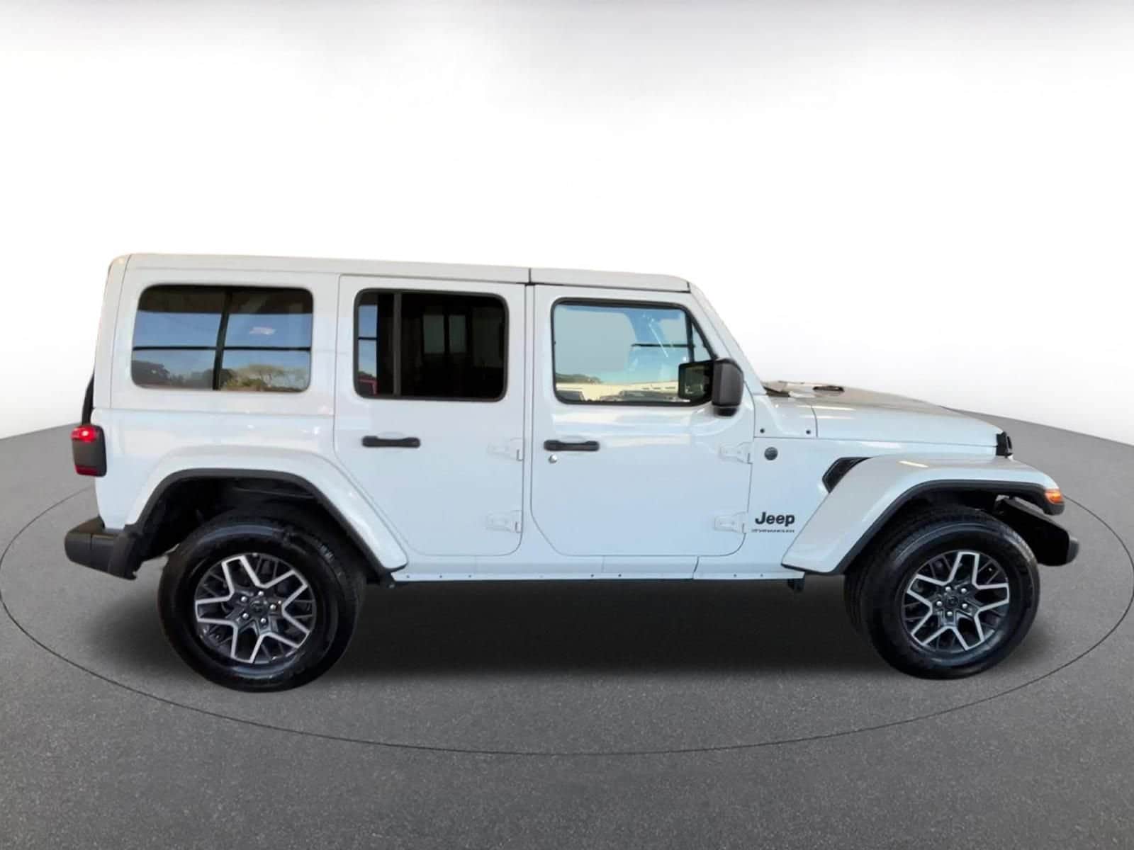 Thumbnail: 2025 Jeep Wrangler - 15