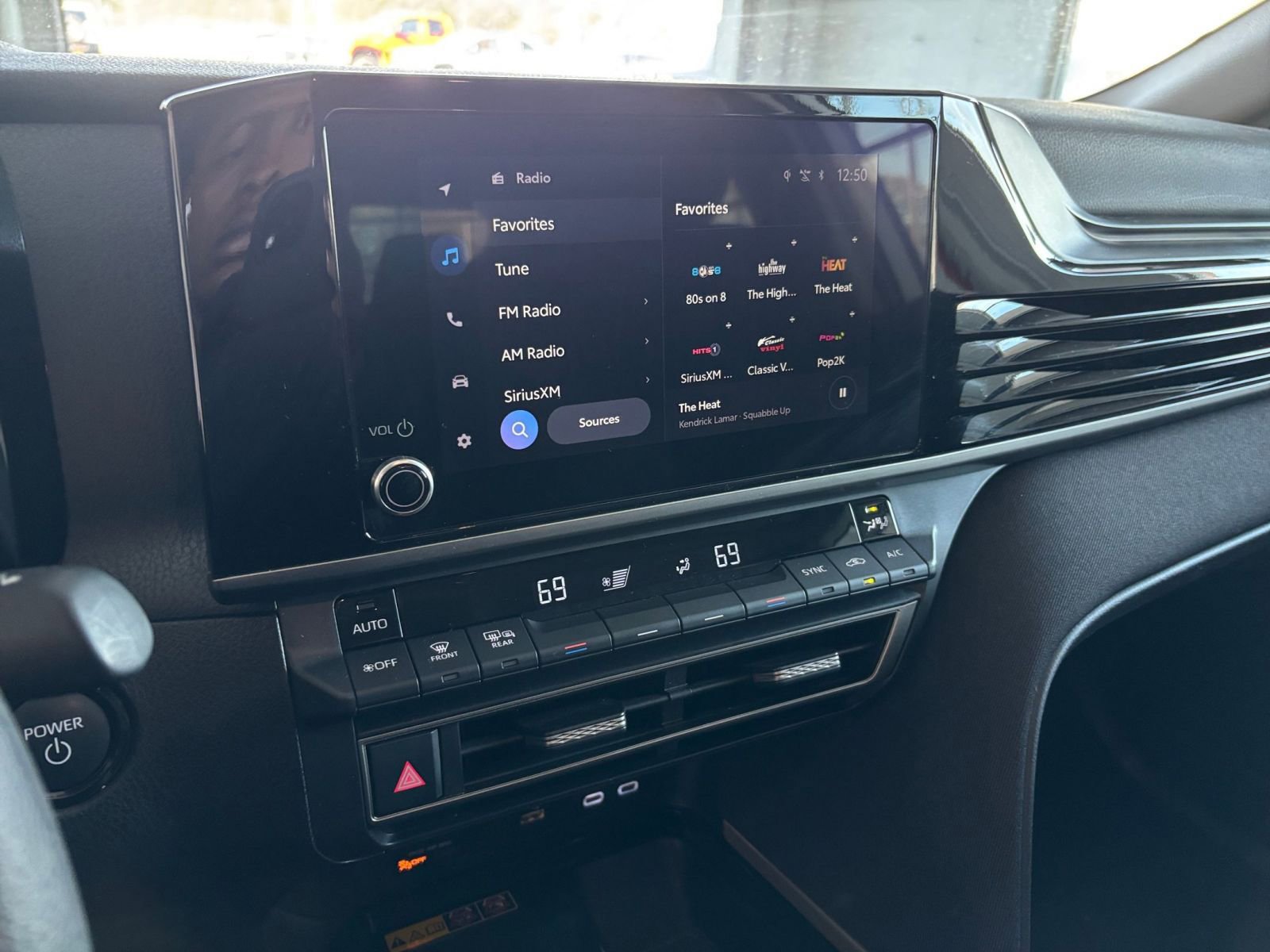 Thumbnail: 2025 Toyota Camry - 27