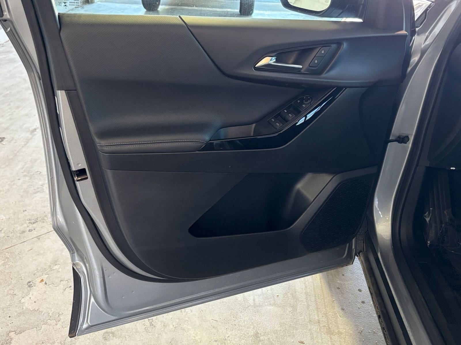 Thumbnail: 2025 Chevrolet Equinox - 26