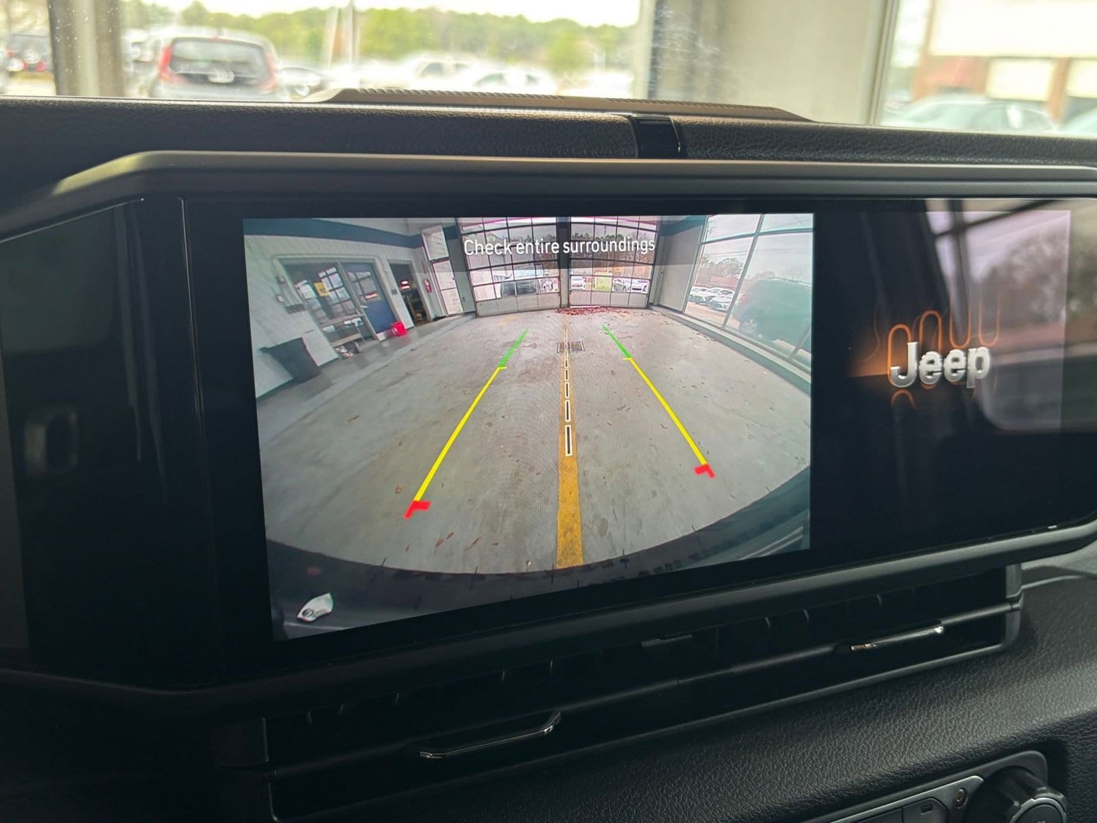 Thumbnail: 2025 Jeep Wrangler - 17