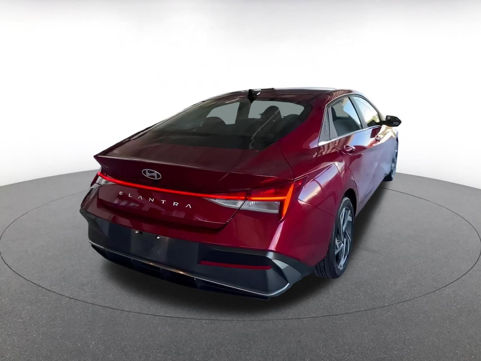 Thumbnail: 2025 Hyundai Elantra - 16