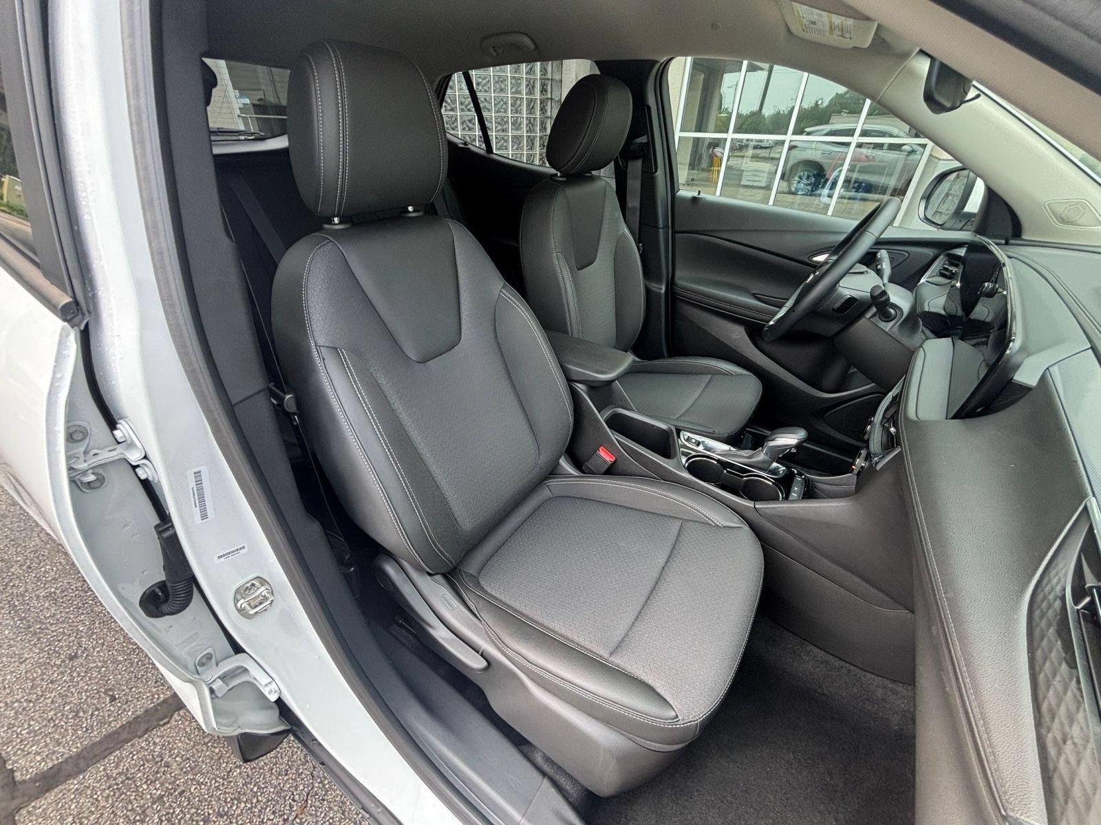 Thumbnail: 2026 Buick Encore GX - 35
