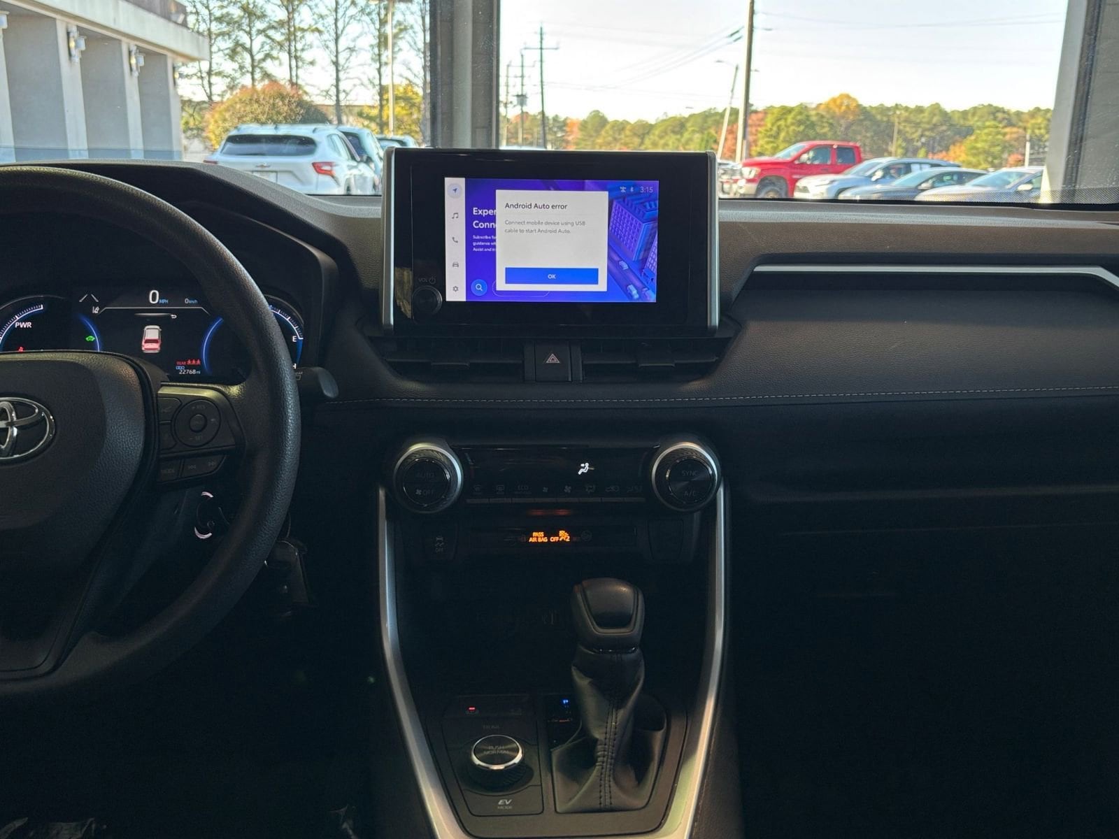 Thumbnail: 2025 Toyota RAV4 - 18