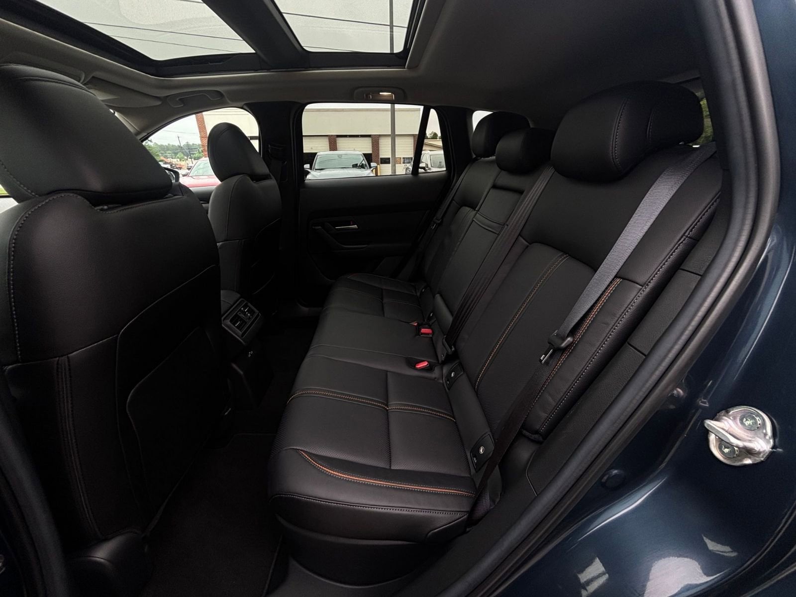 Thumbnail: 2025 Mazda CX-50 - 27