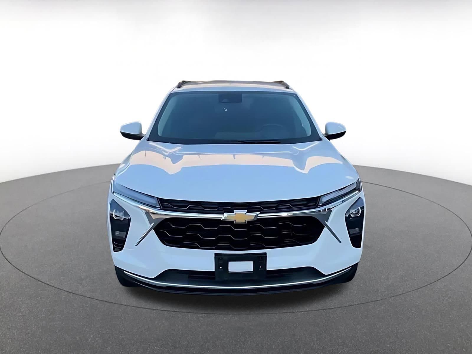 Thumbnail: 2025 Chevrolet Trax - 6