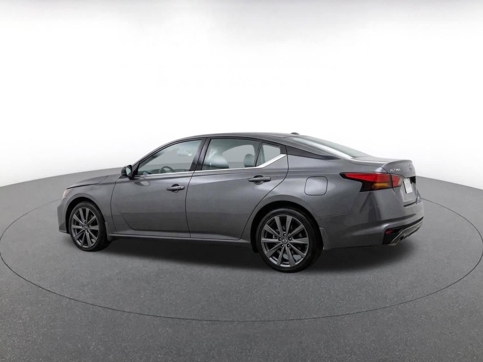 Thumbnail: 2025 Nissan Altima - 6