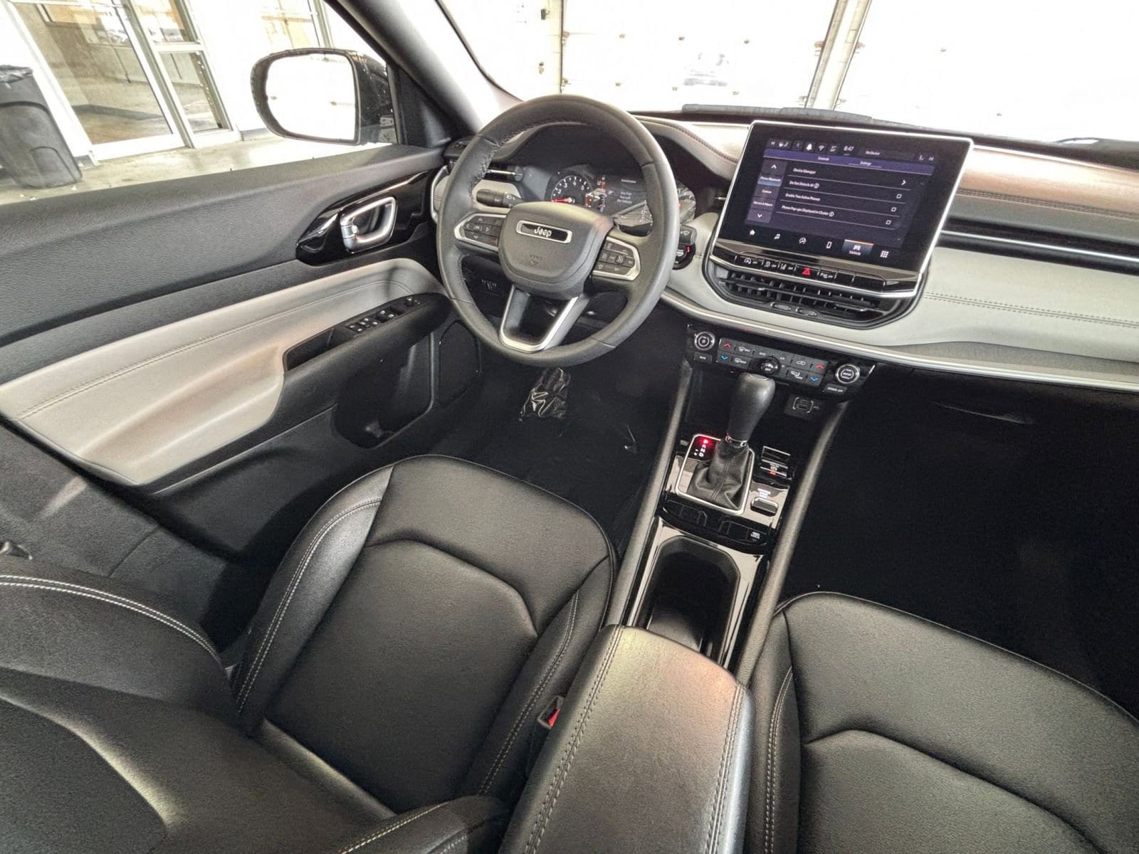 Thumbnail: 2025 Jeep Compass - 35