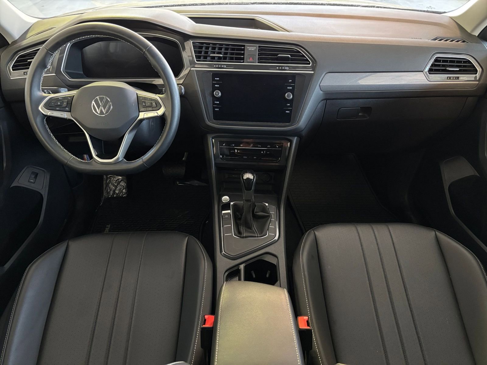 2024 Volkswagen Tiguan 2.0T 32