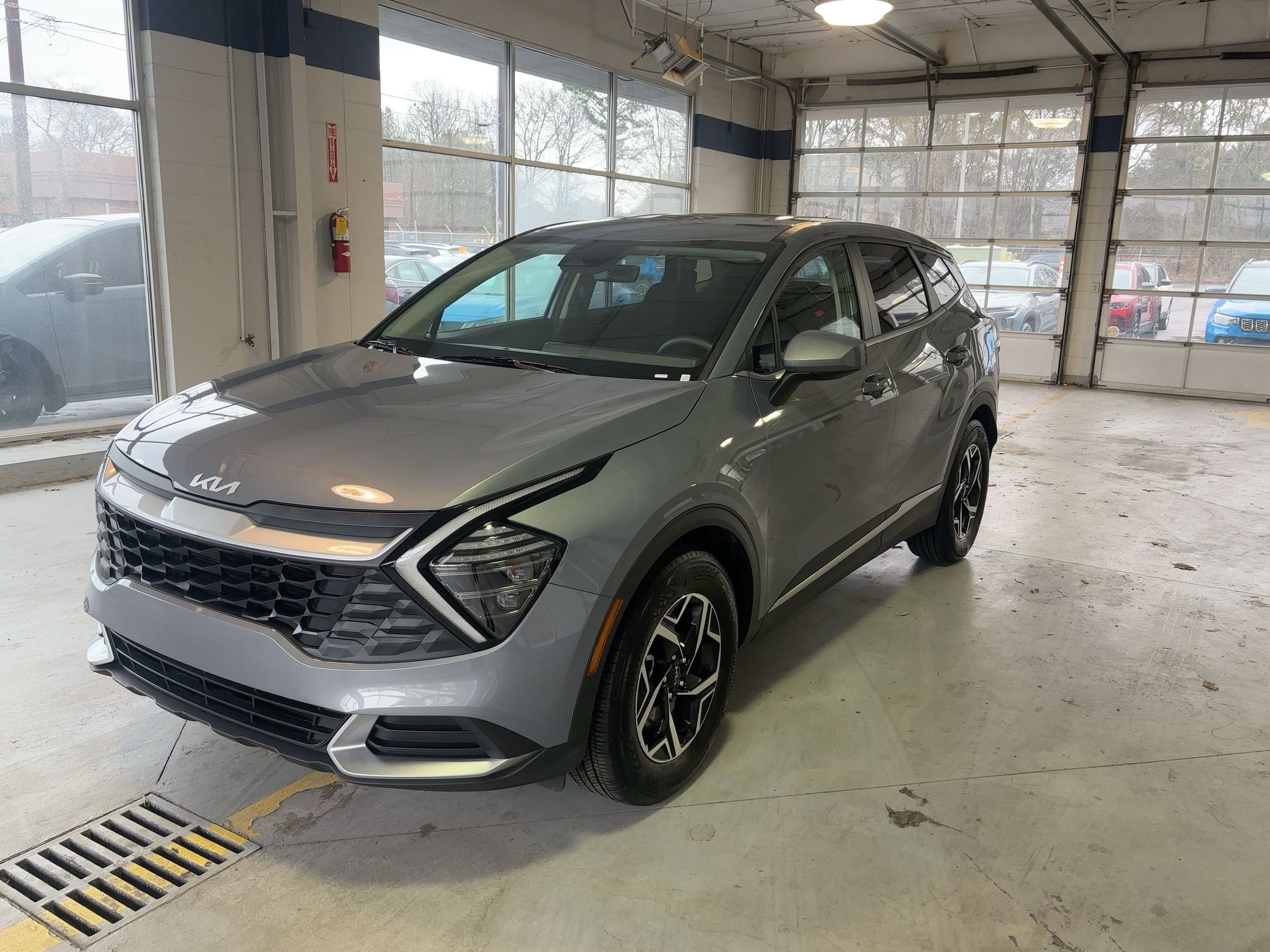 Thumbnail: 2025 Kia Sportage - 3