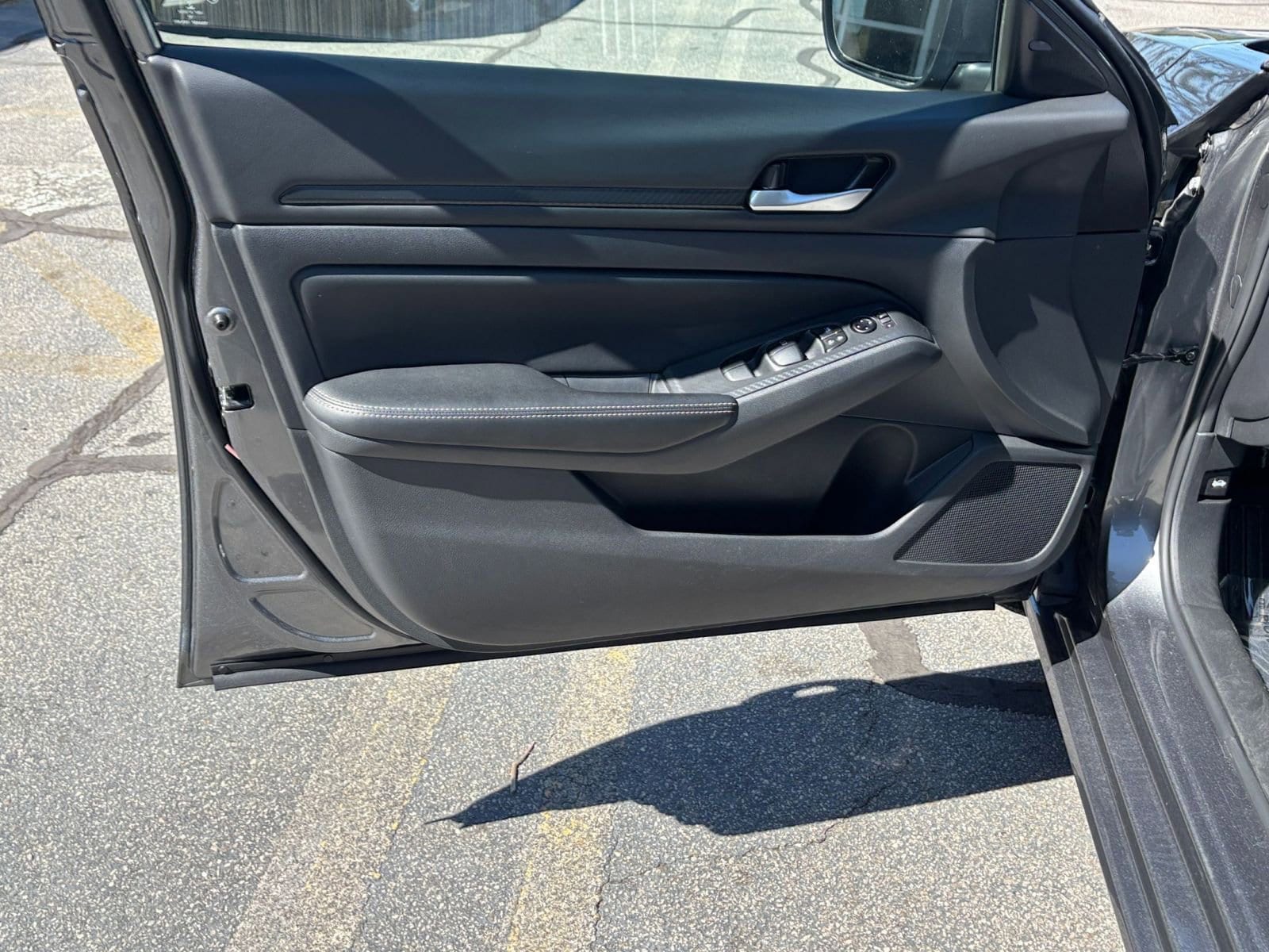 Thumbnail: 2025 Nissan Altima - 23