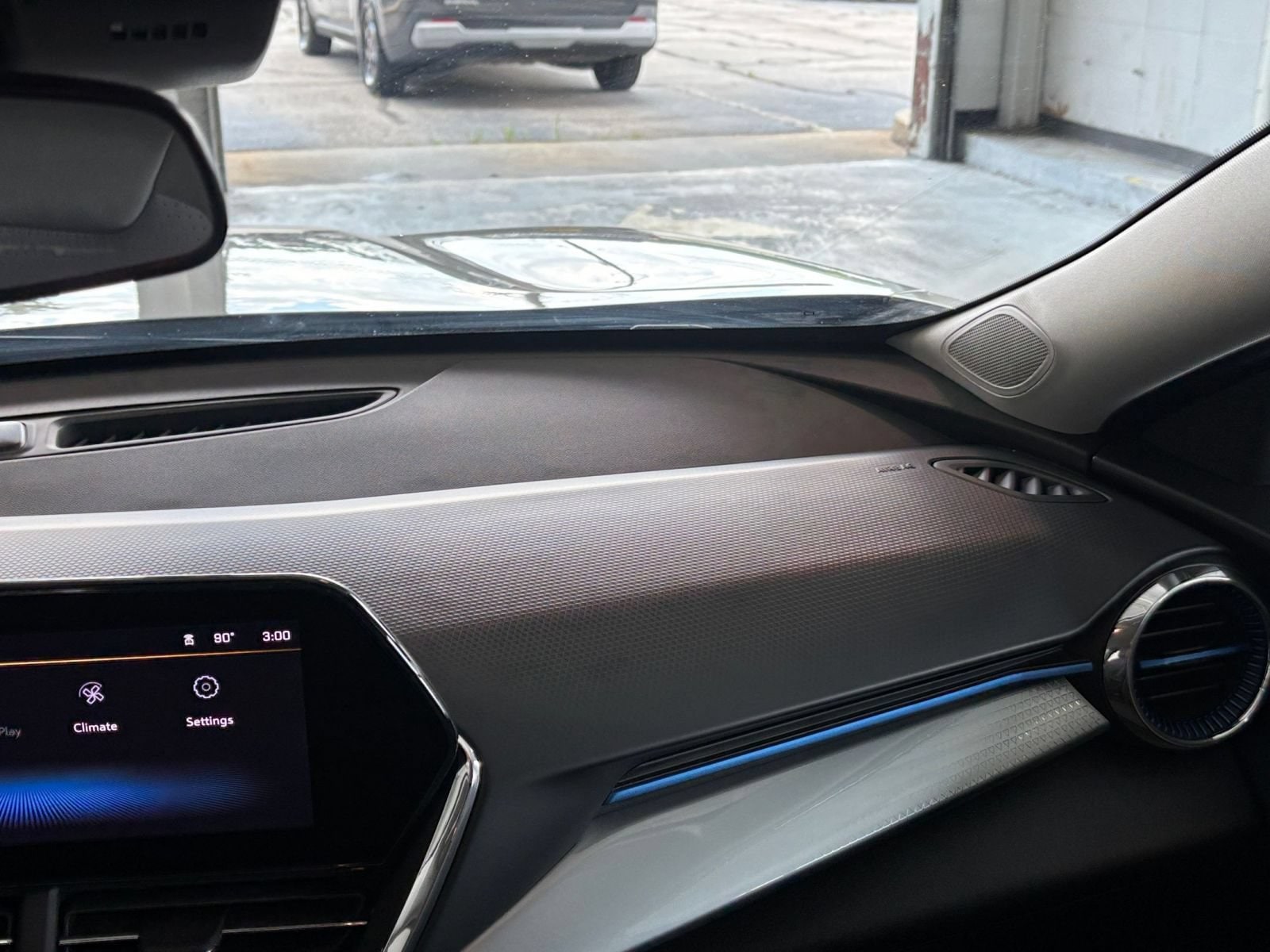 Thumbnail: 2025 Chevrolet Trax - 35