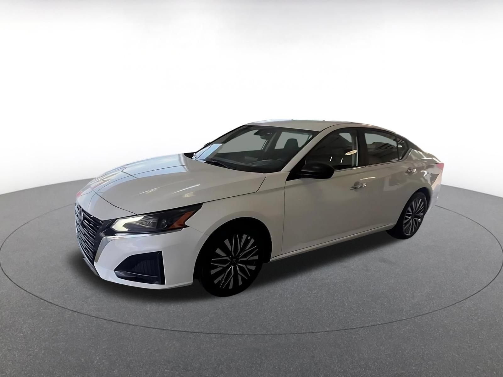 Thumbnail: 2025 Nissan Altima - 7