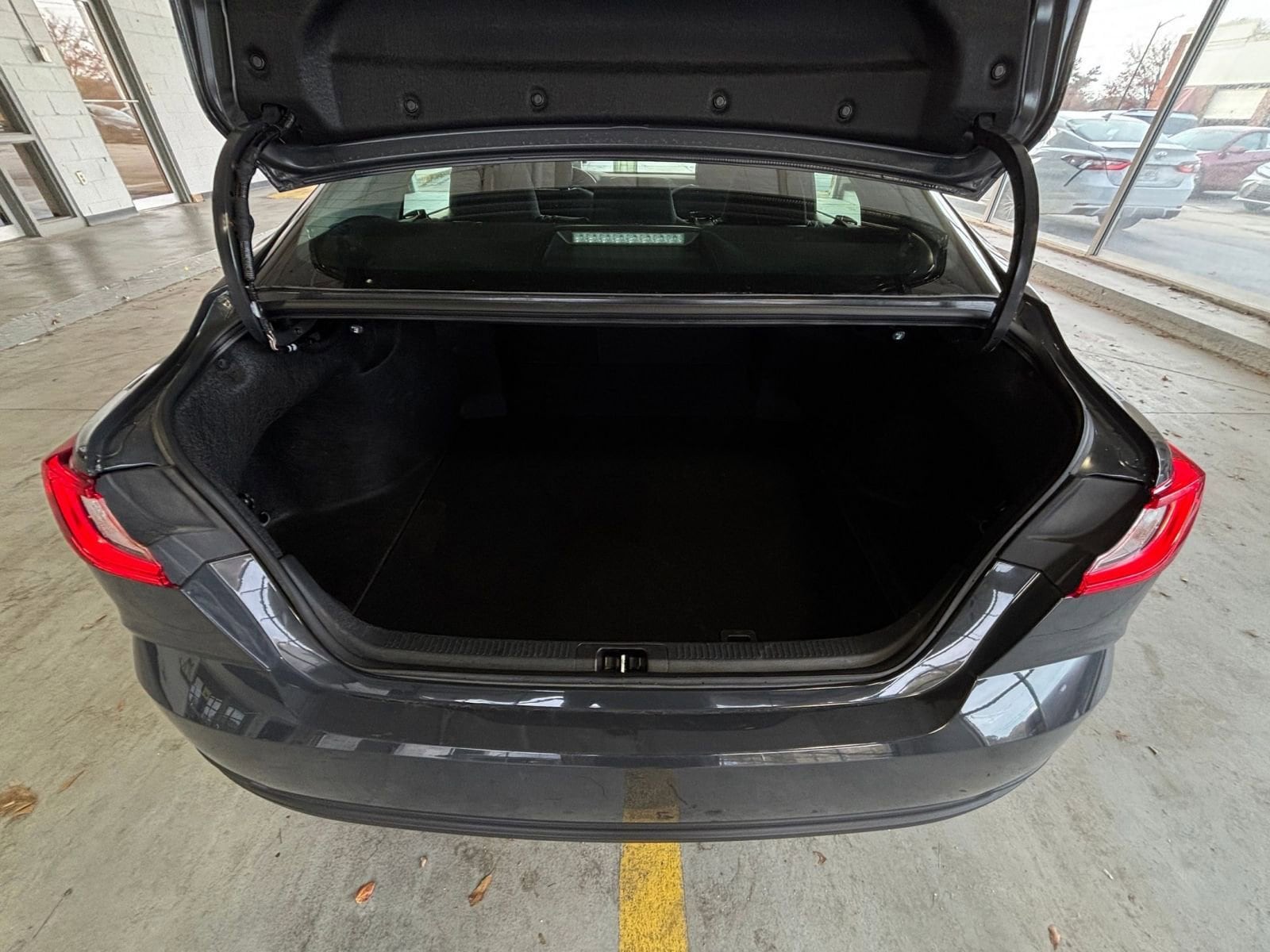 Thumbnail: 2025 Toyota Camry - 35