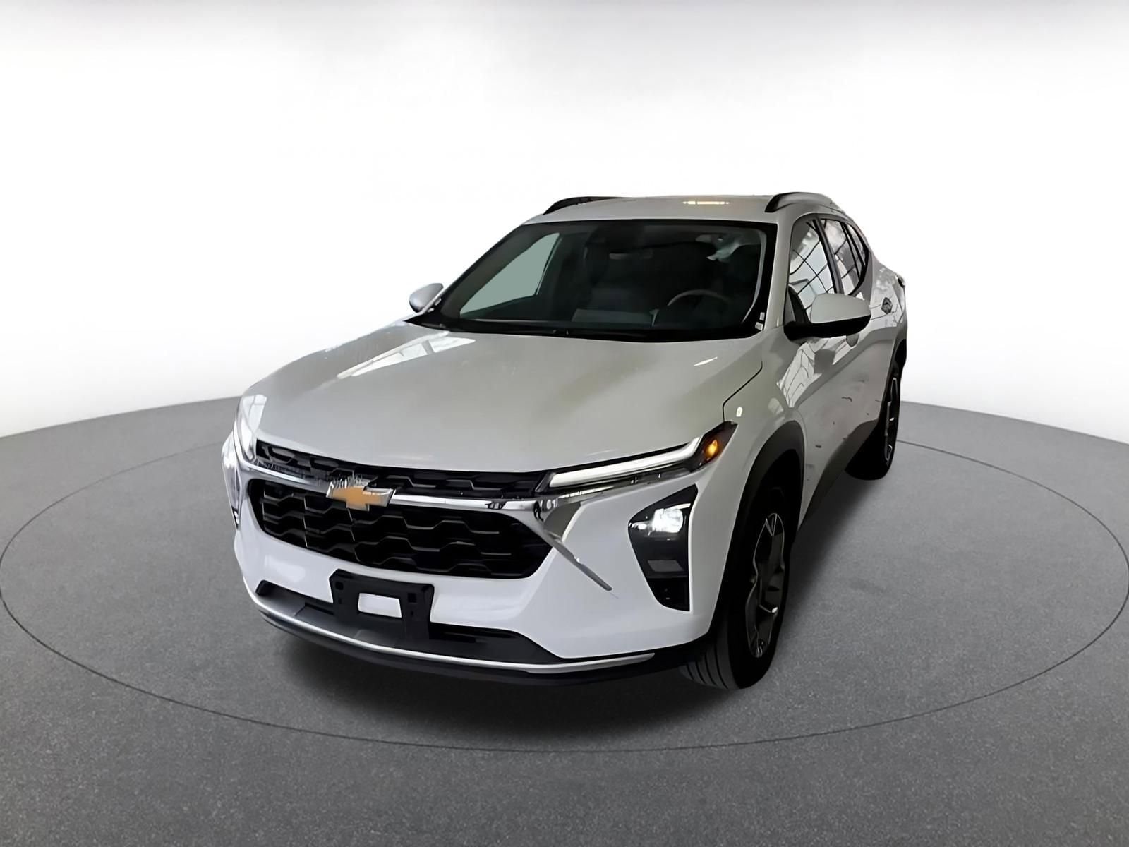 Thumbnail: 2025 Chevrolet Trax - 6