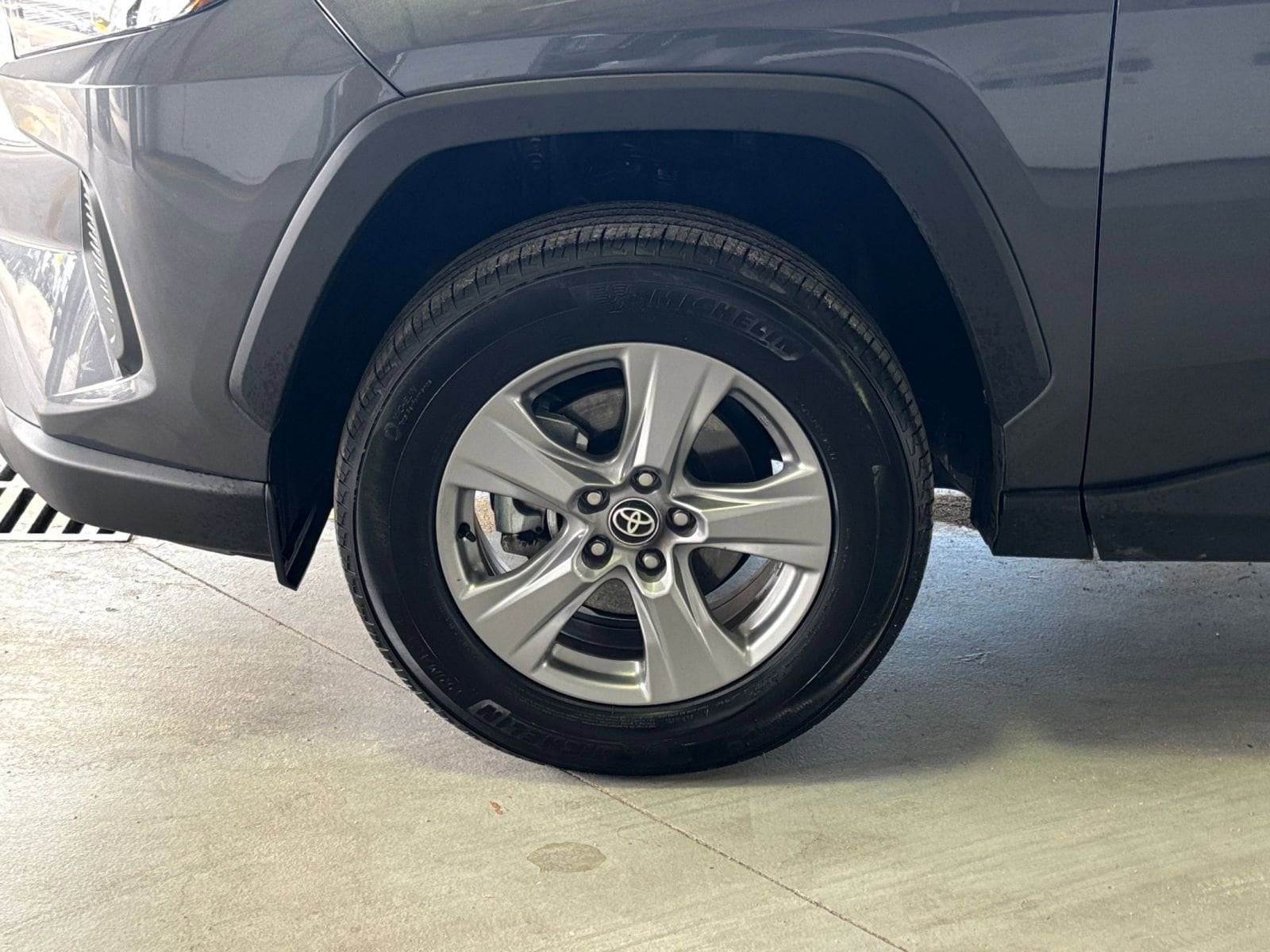 Thumbnail: 2025 Toyota RAV4 - 29