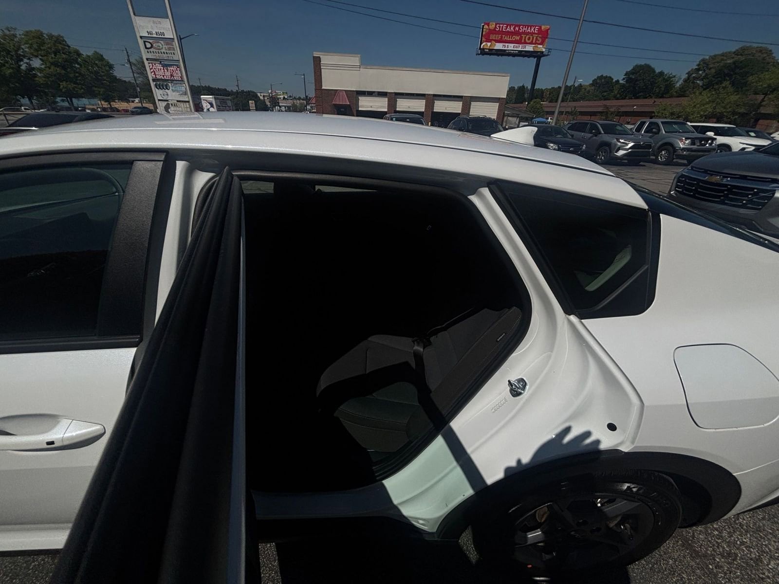 Thumbnail: 2025 Kia K4 - 26