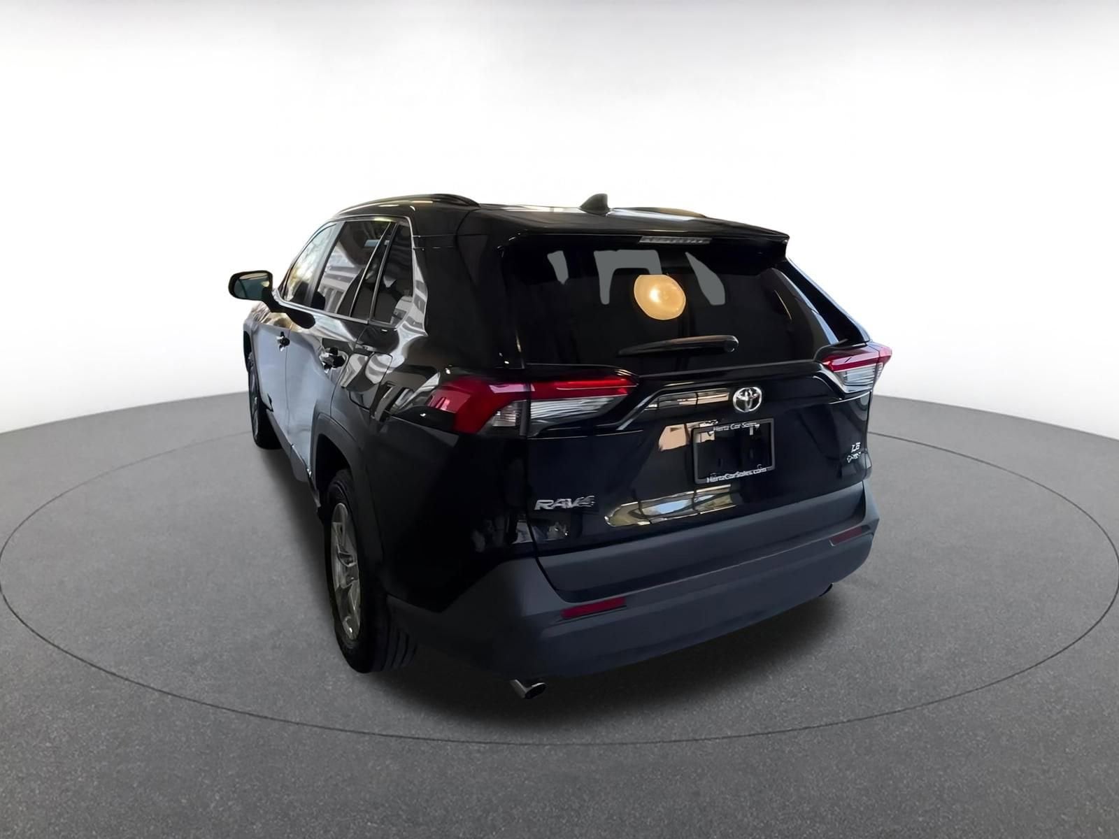 Thumbnail: 2025 Toyota RAV4 - 15