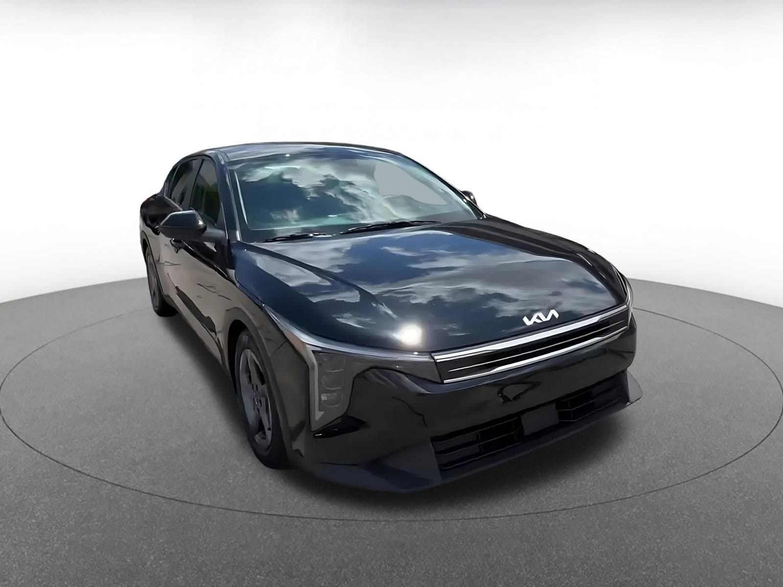 Thumbnail: 2025 Kia K4 - 3