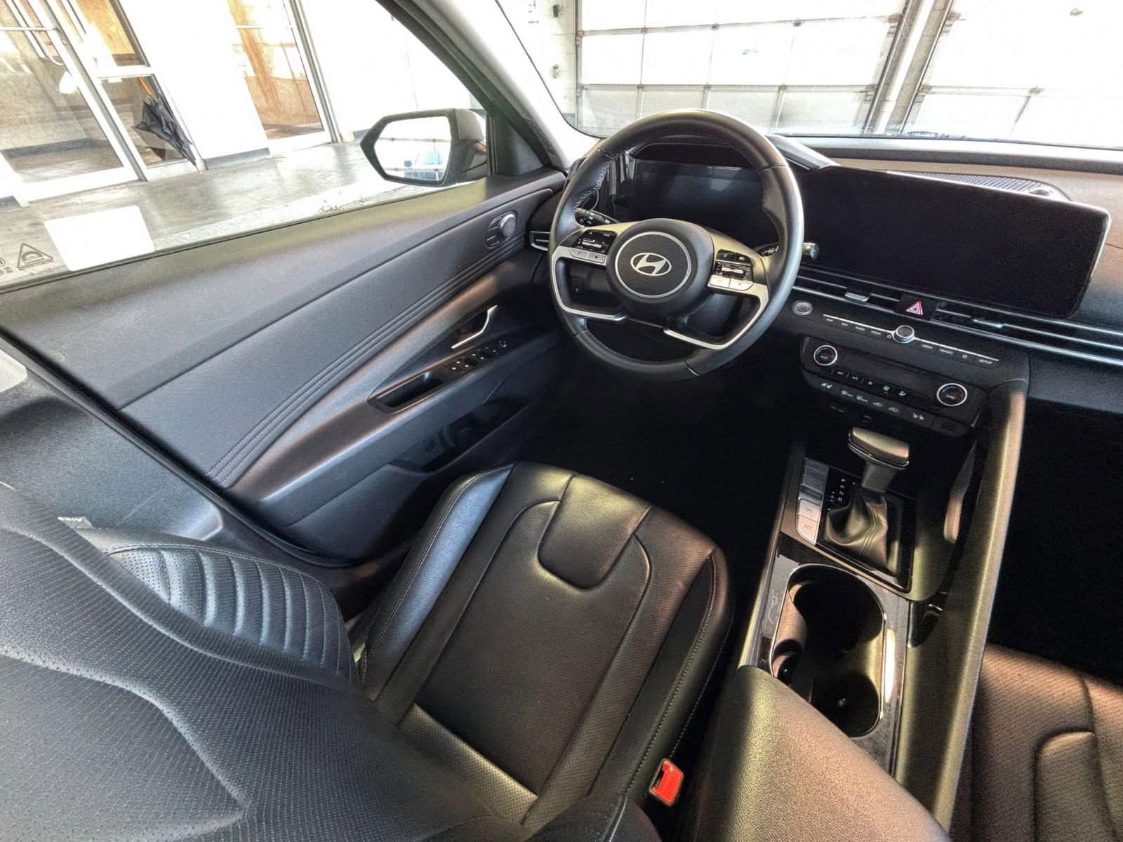 Thumbnail: 2025 Hyundai Elantra - 35