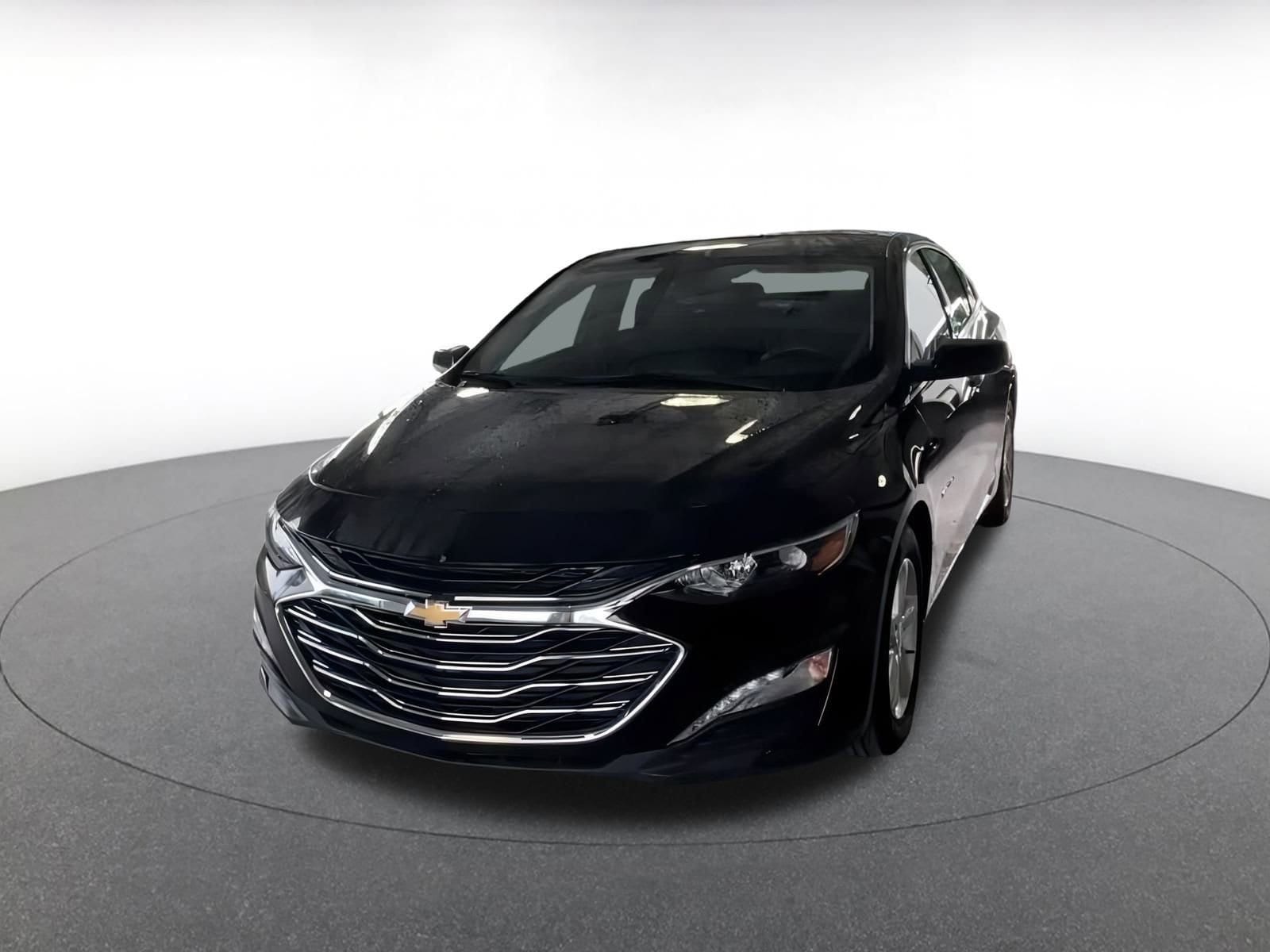 Thumbnail: 2024 Chevrolet Malibu - 6