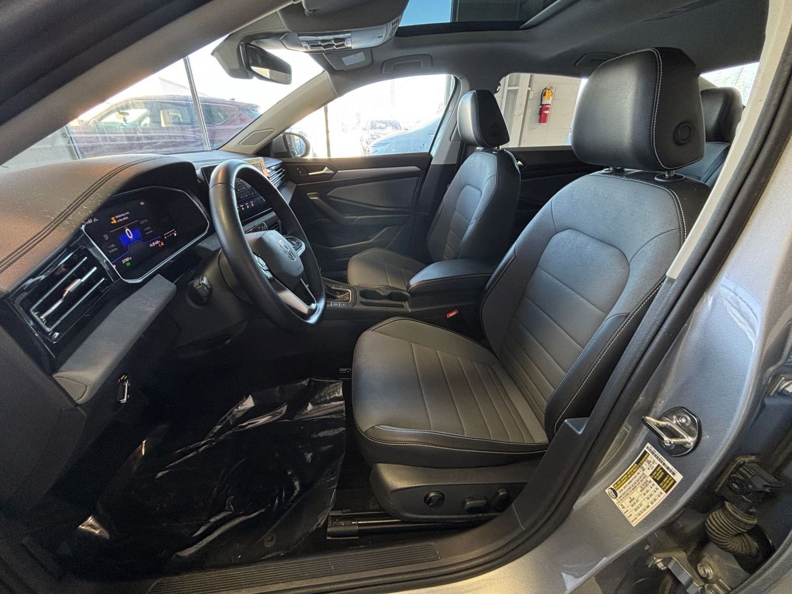 Thumbnail: 2025 Volkswagen Jetta - 27