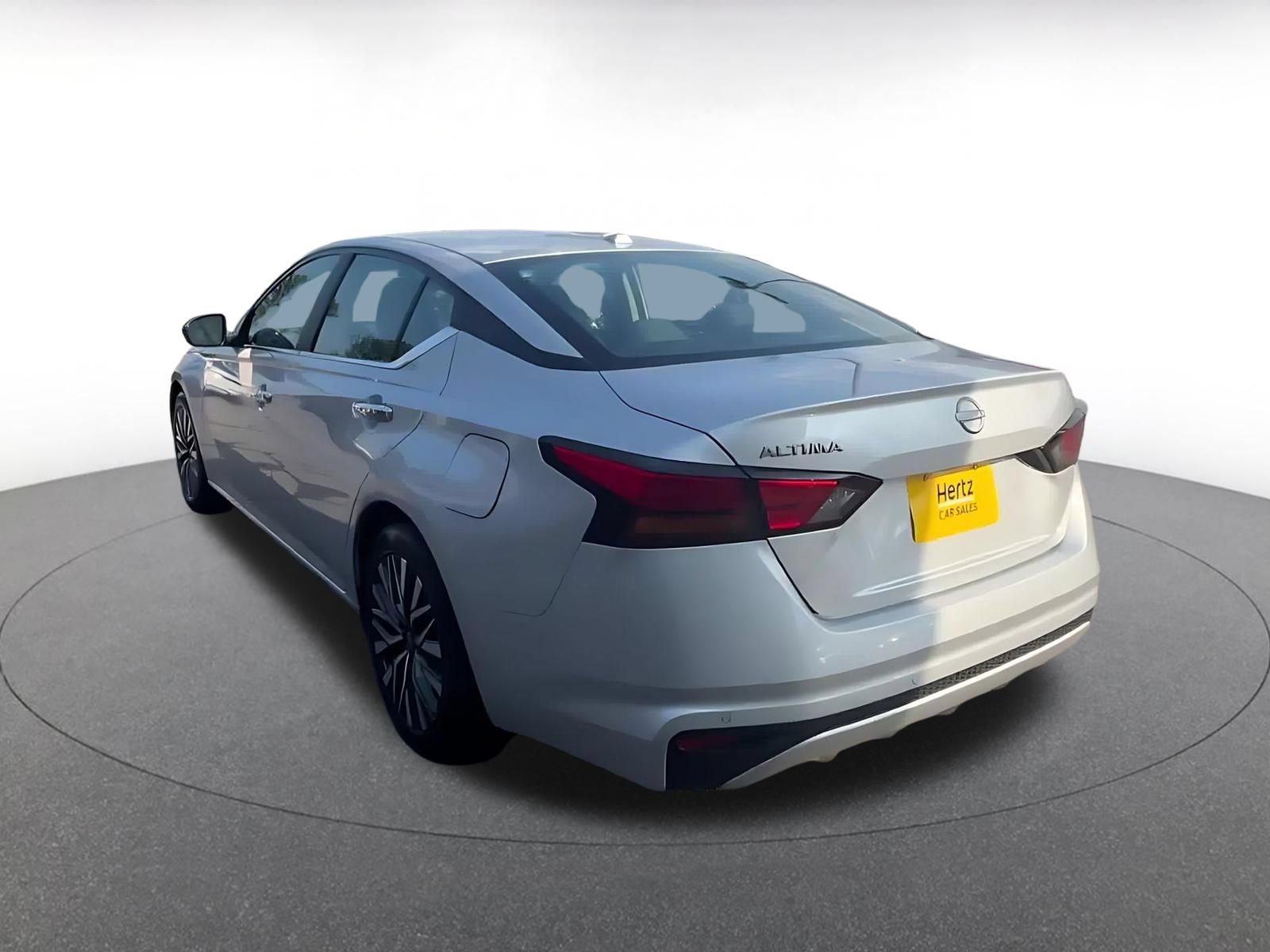 Thumbnail: 2025 Nissan Altima - 11