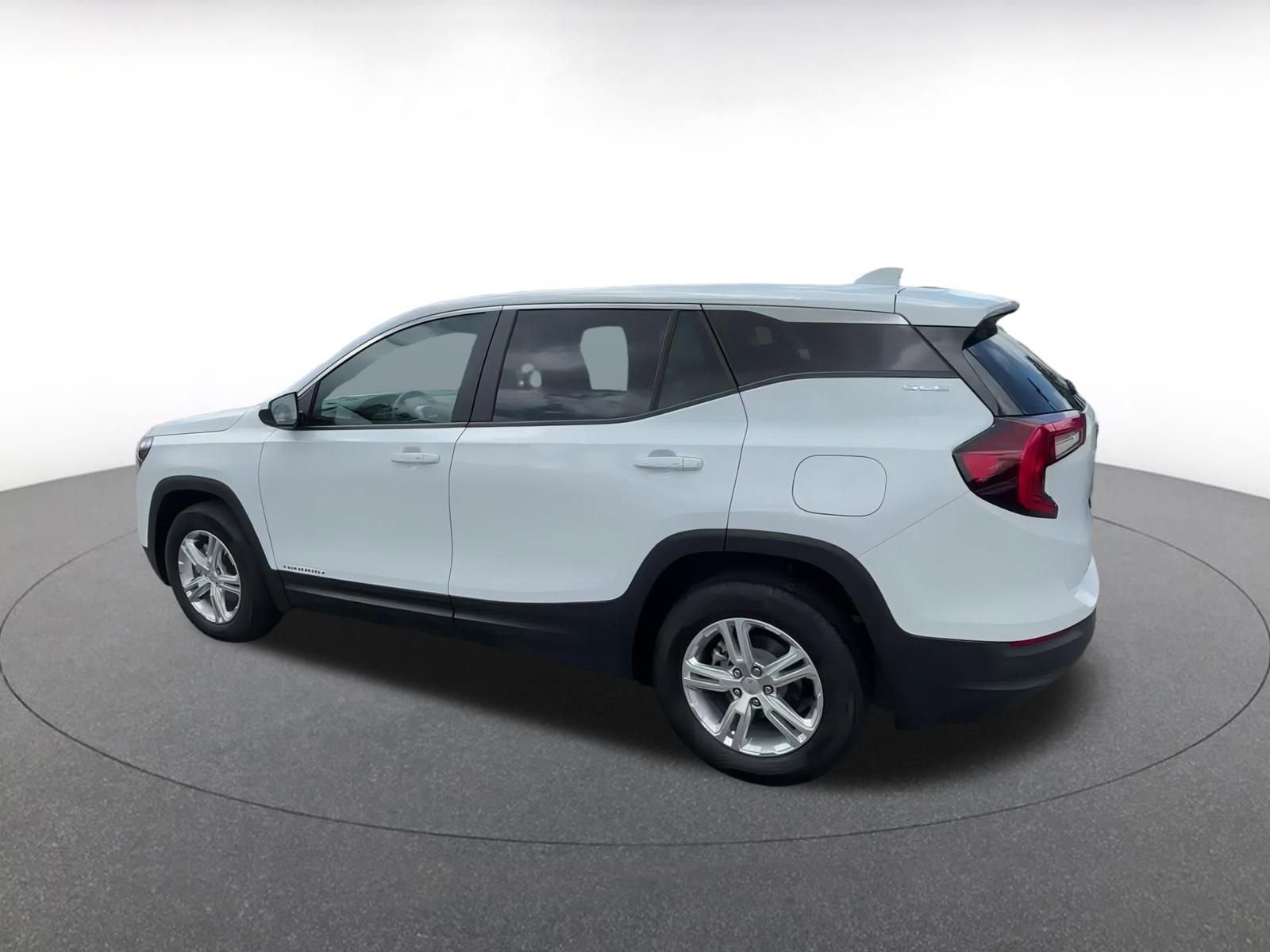 Thumbnail: 2024 GMC Terrain - 10
