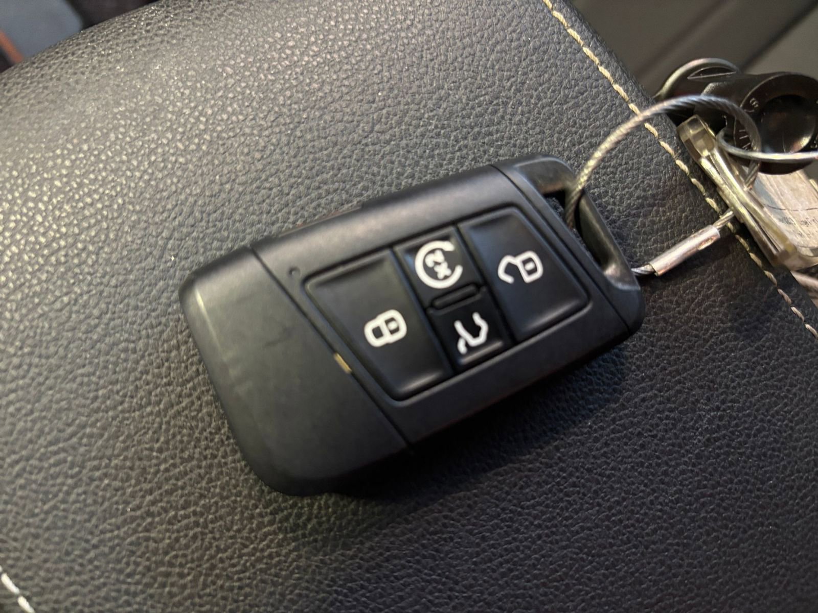 Thumbnail: 2025 Volkswagen Taos - 28