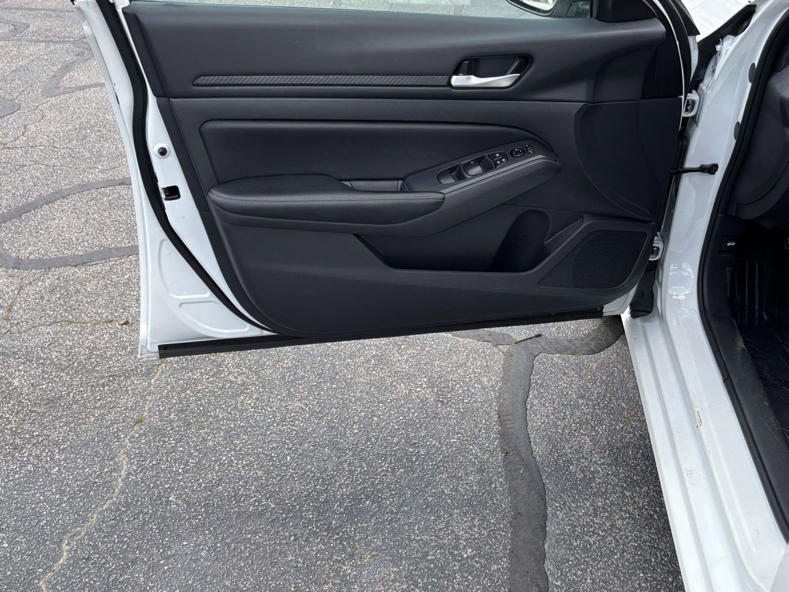 Thumbnail: 2025 Nissan Altima - 18