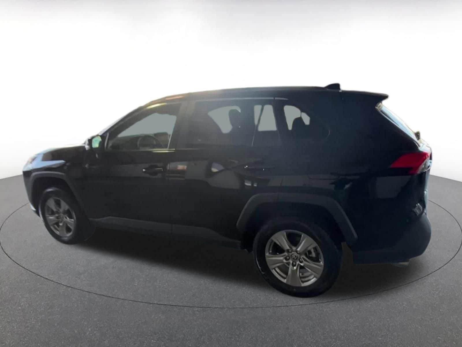 Thumbnail: 2025 Toyota RAV4 - 10