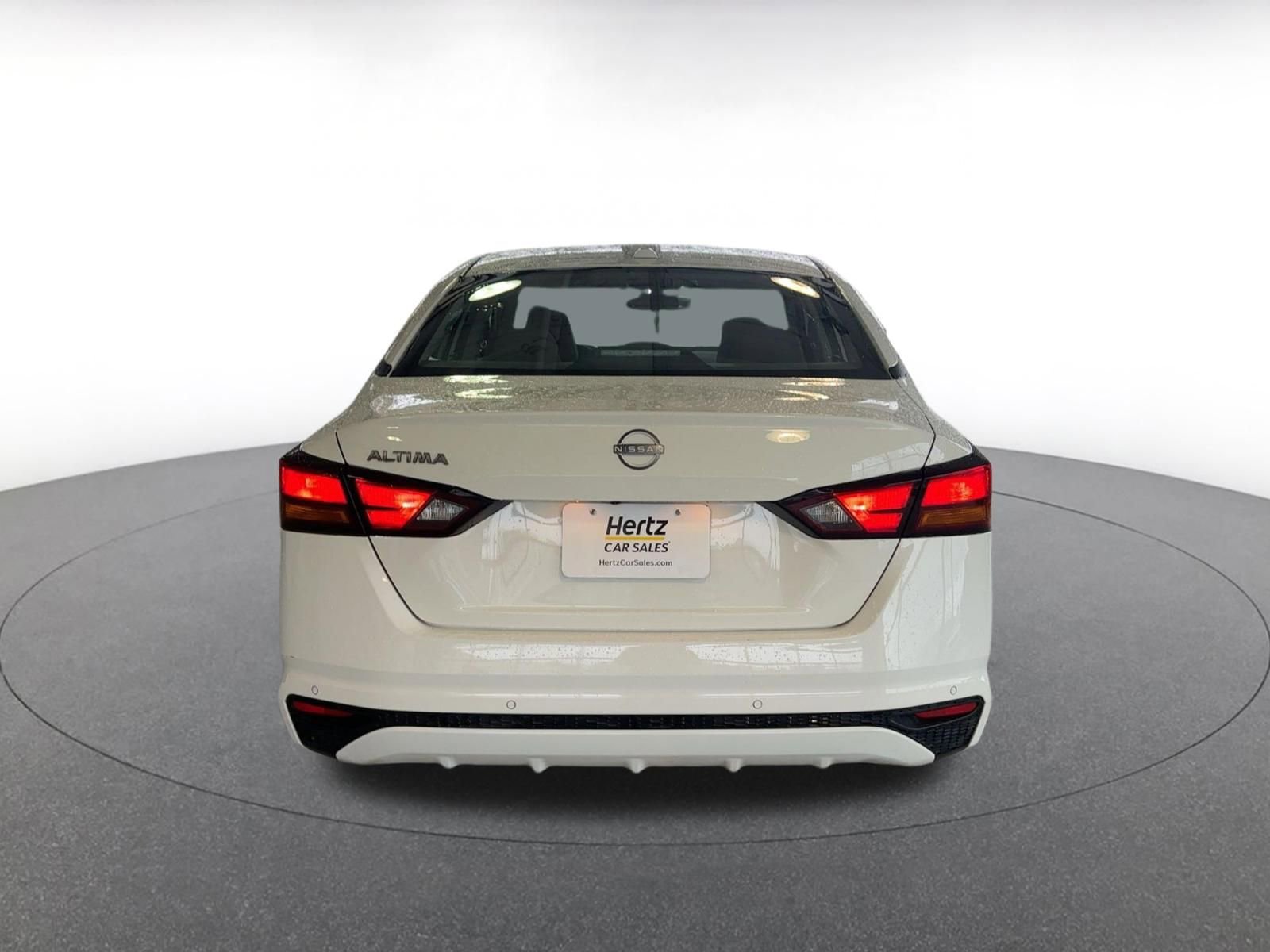 Thumbnail: 2025 Nissan Altima - 17