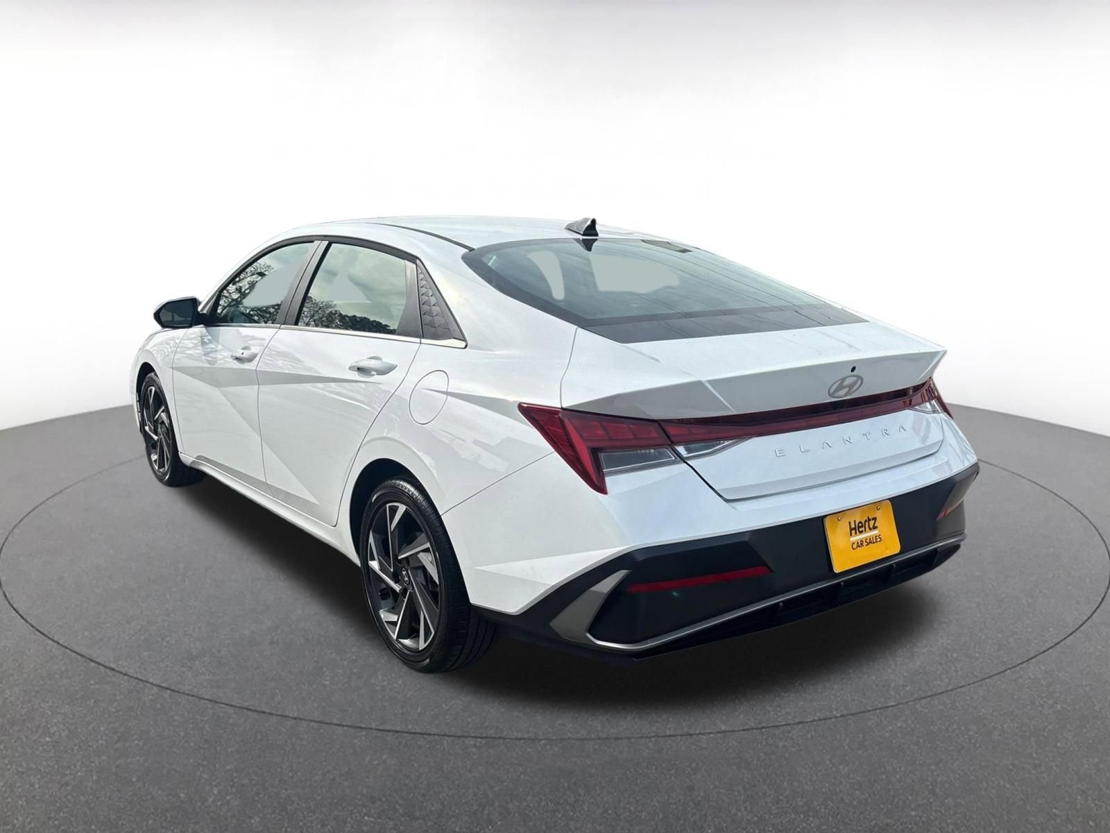 Thumbnail: 2025 Hyundai Elantra - 12