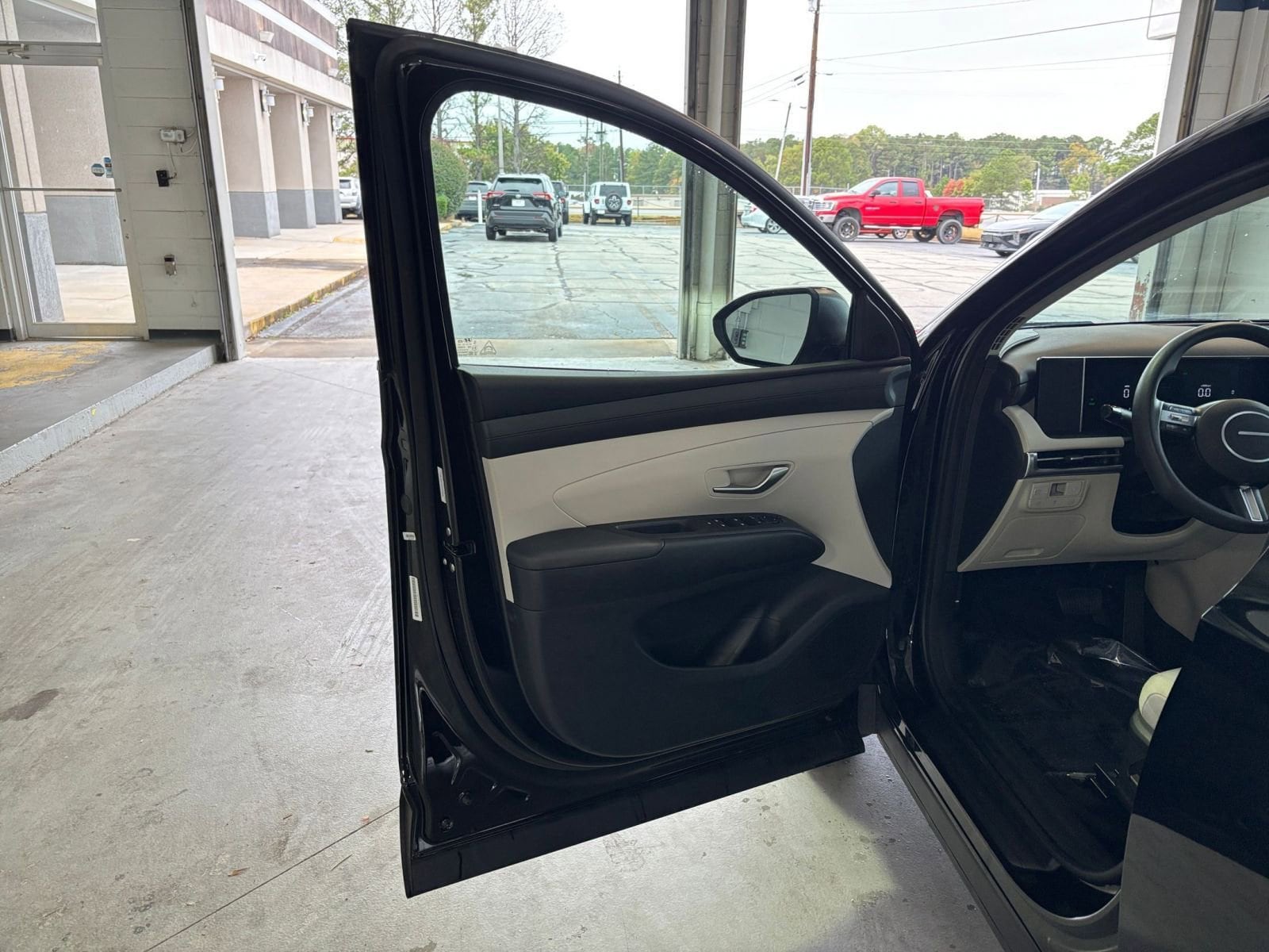 Thumbnail: 2025 Hyundai Tucson - 20